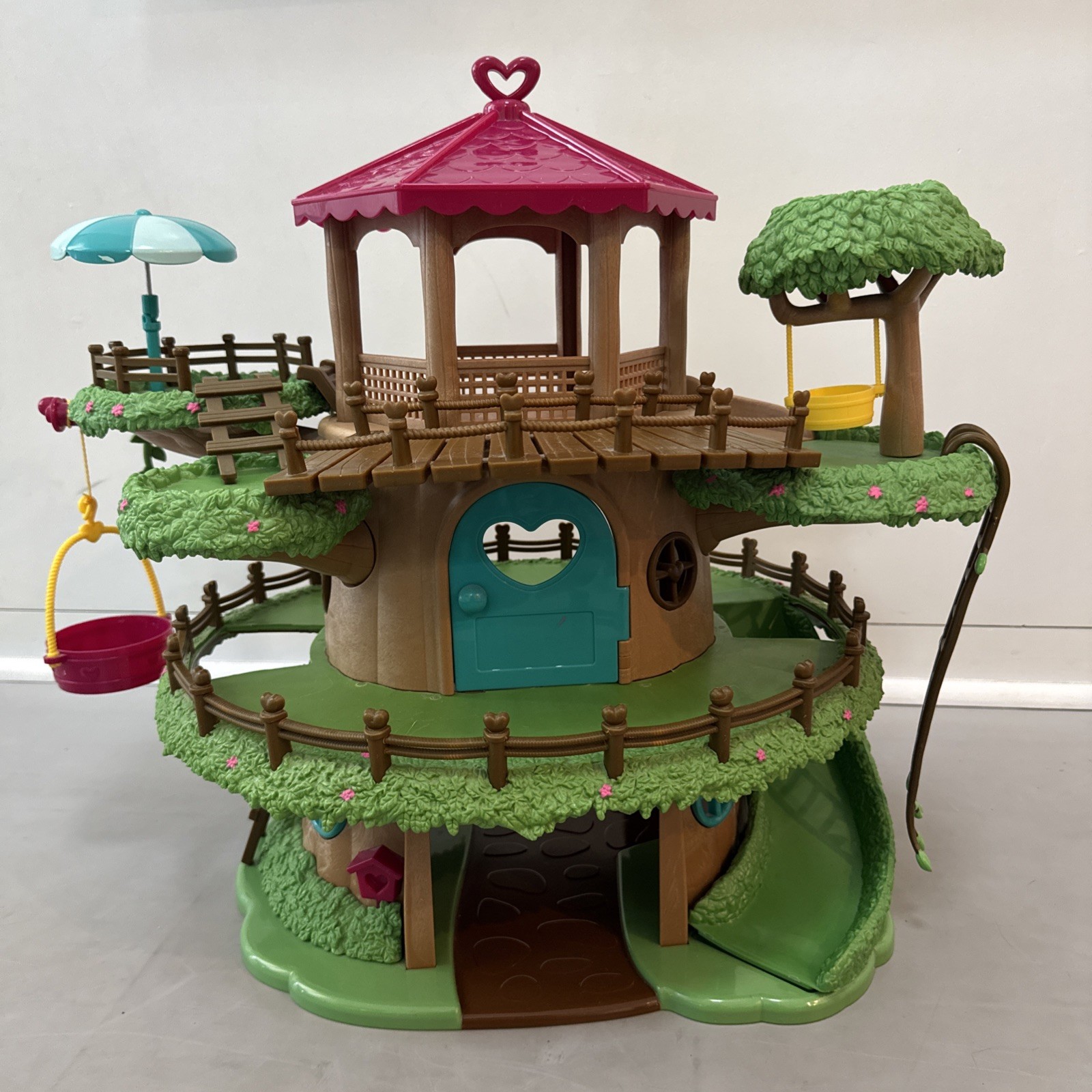 Li\'l Woodzeez Toy Treehouse with Elevator Playset Fits Calico Critters *NEW* Li\'l Woodzeez Toy Treehouse with Elevator Playset Fits Calico Critters *NEW*