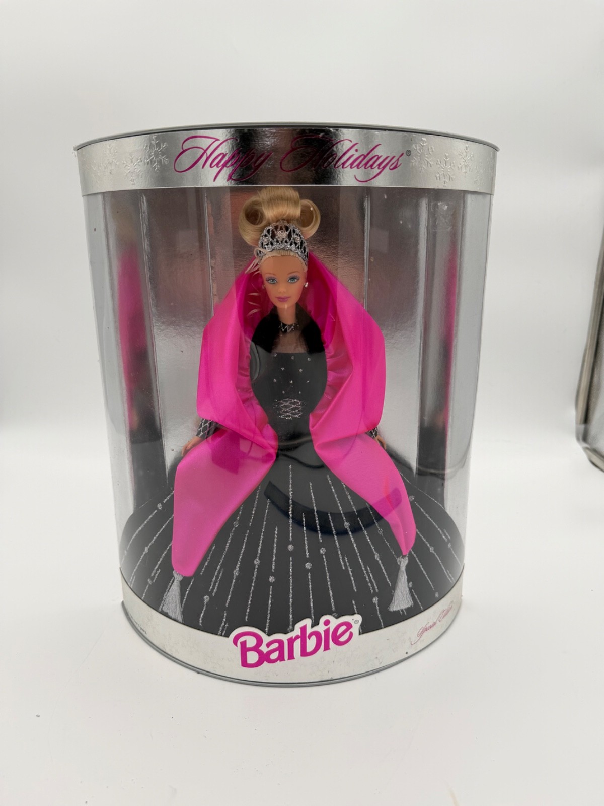1998 Happy Holidays Barbie Special Edition Black Pink Gown #20200 NRFB 1998 Happy Holidays Barbie Special Edition Black Pink Gown #20200 NRFB