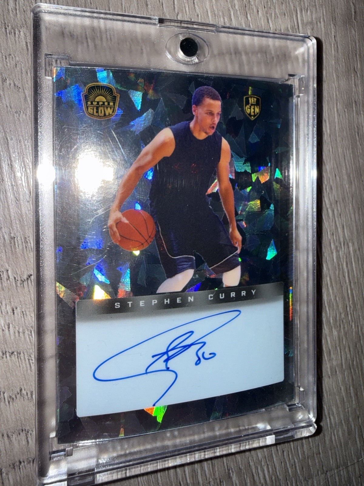 Stephen Curry 2022 Super Glow 1st Gen Auto Card #GLOW-SC /30 Stephen Curry 2022 Super Glow 1st Gen Auto Card #GLOW-SC /30
