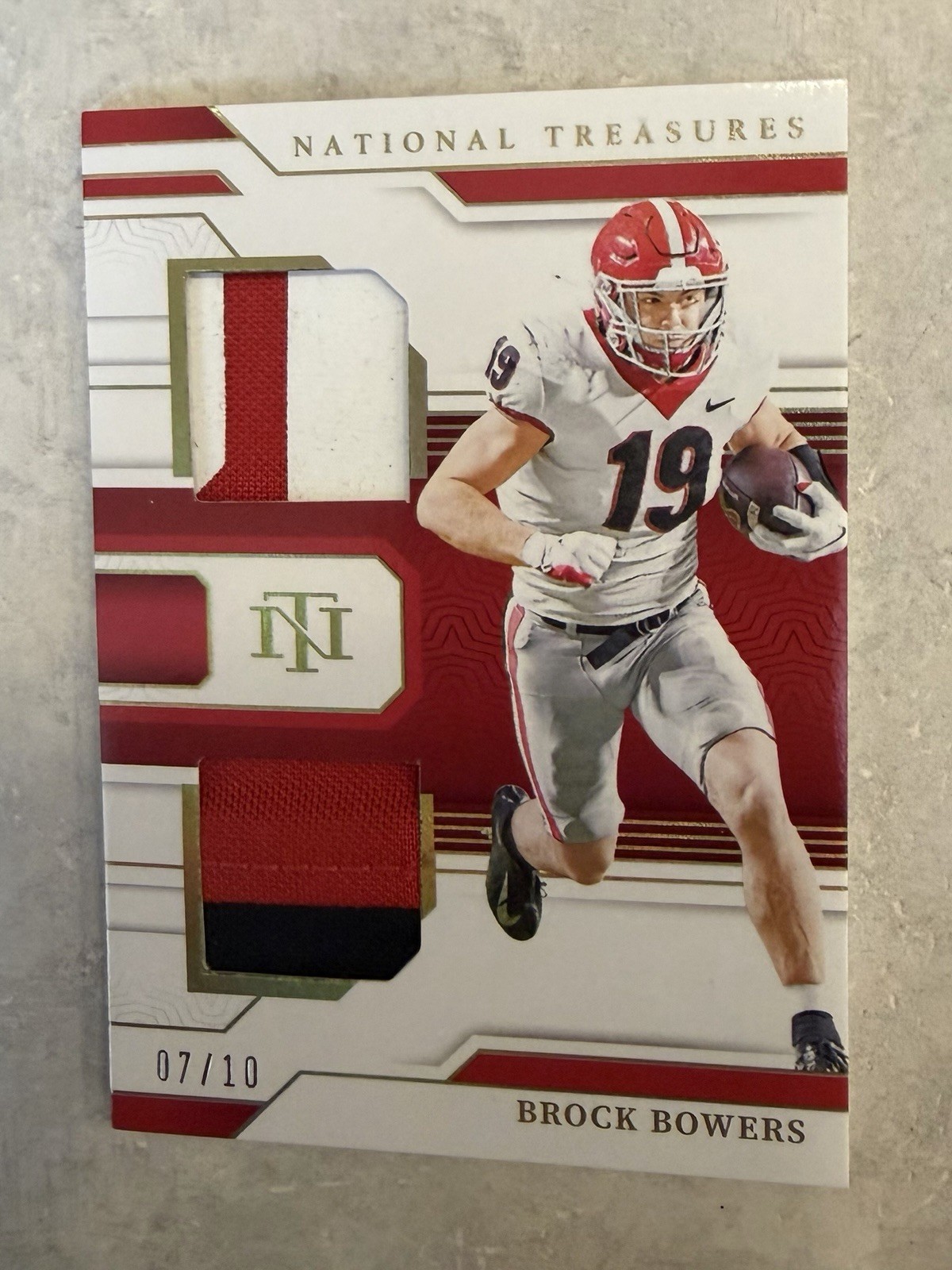 2024 Panini National Treasures Collegiate NT Brock Bowers Patch Gold /10 Georgia 2024 Panini National Treasures Collegiate NT Brock Bowers Patch Gold /10 Georgia