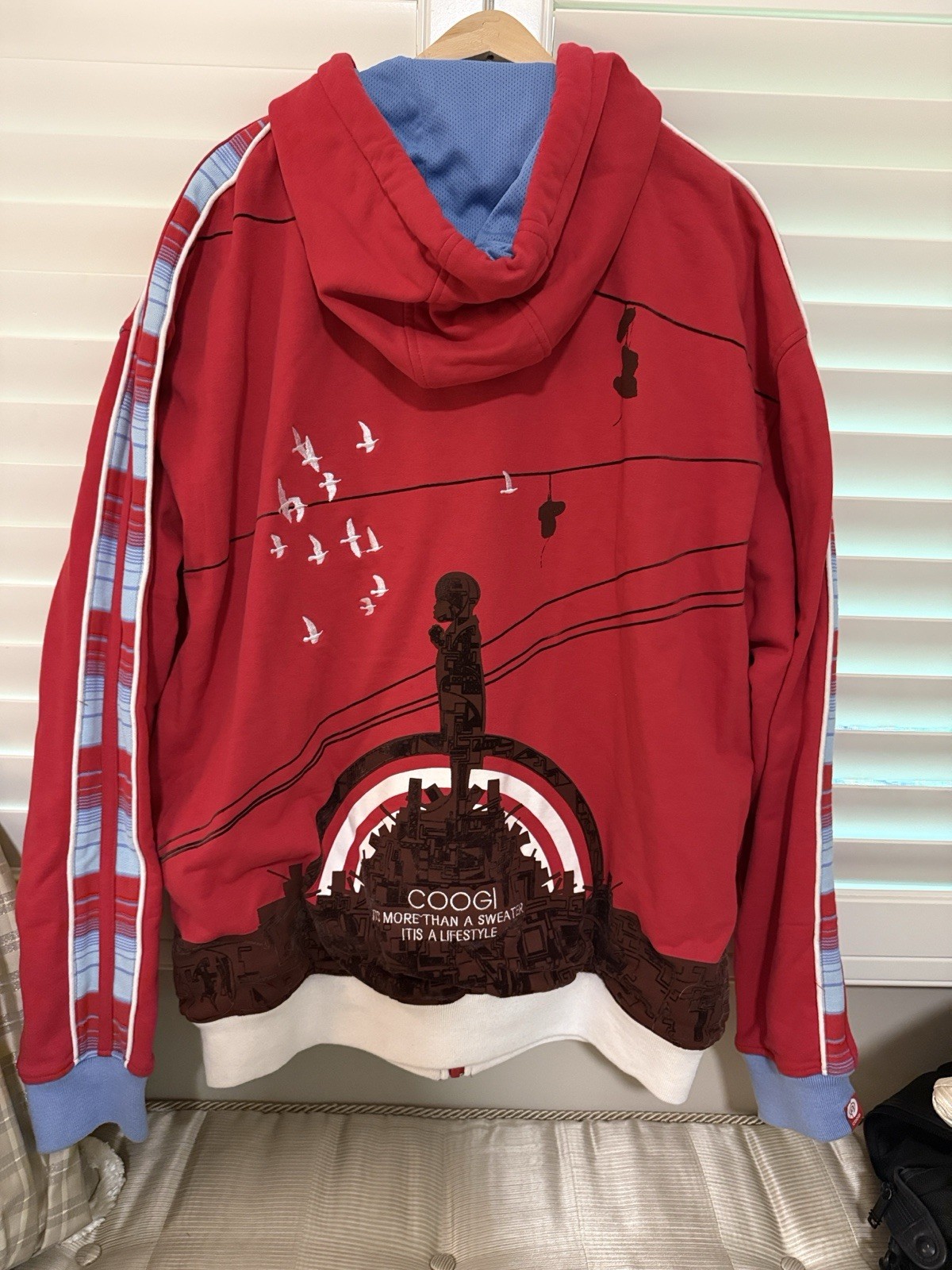 COOGI Men’s Full Zip Hooded Graphic Logo Cotton Hoodie man standing rubble - NEW COOGI Men’s Full Zip Hooded Graphic Logo Cotton Hoodie man standing rubble - NEW