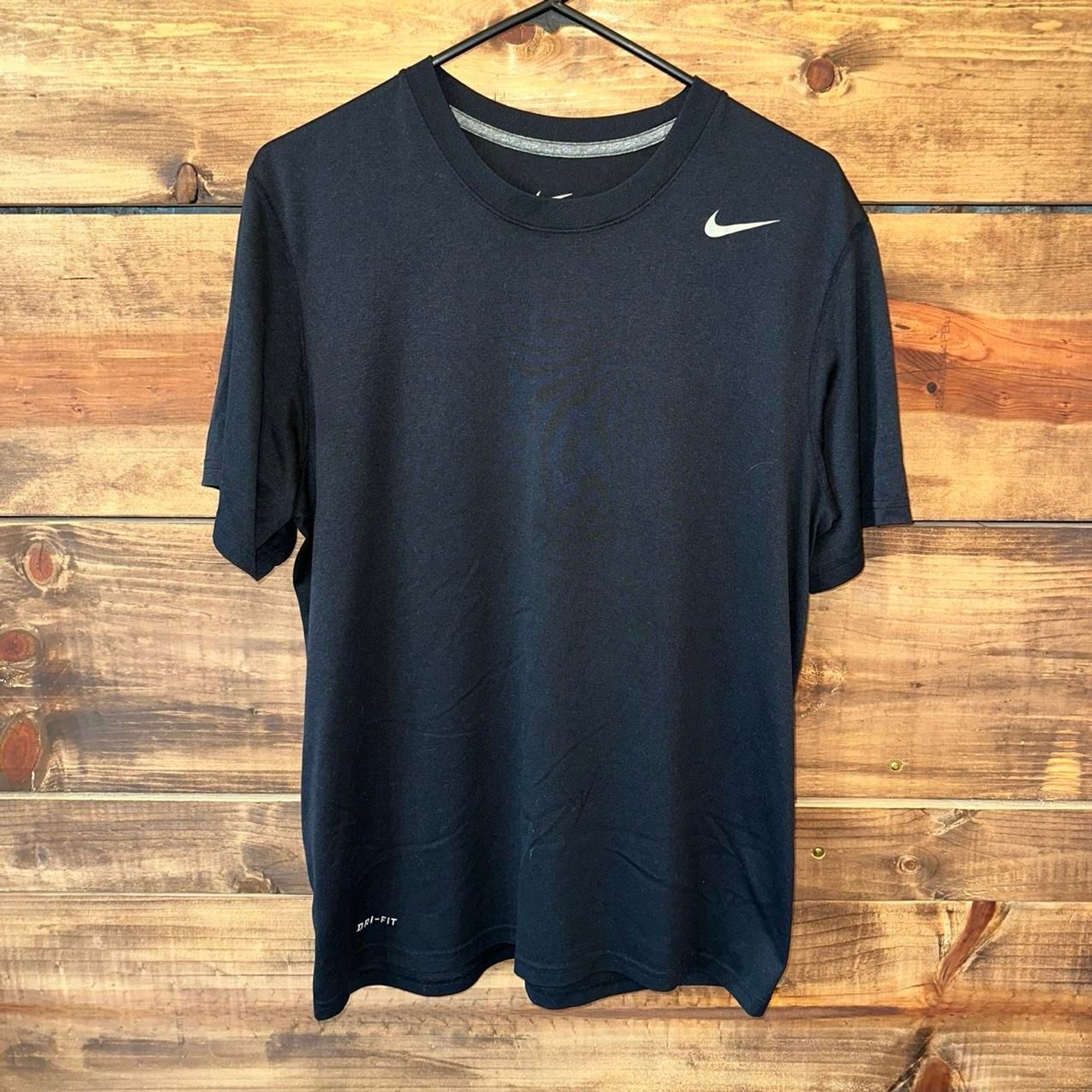 Nike Men\'s Black T-shirt Nike Men\'s Black T-shirt