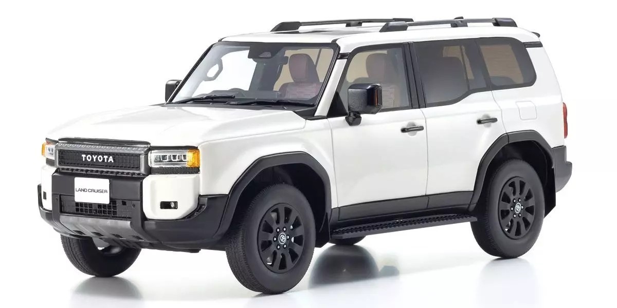SAMURAI 1/18scale Toyota Land Cruiser 250 (White) KSR18064W