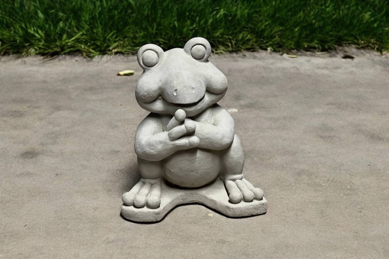 Concrete Frog Garden Statue Outdoor Frog Sculpture Animal Stone Figurine