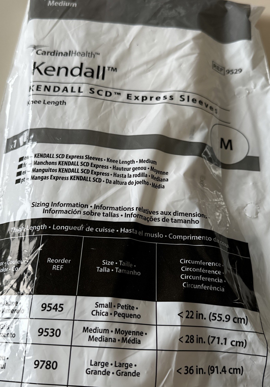 Cardinal Health Kendall 9529 Express Sleeve, Medium, Knee Length Cardinal Health Kendall 9529 Express Sleeve, Medium, Knee Length