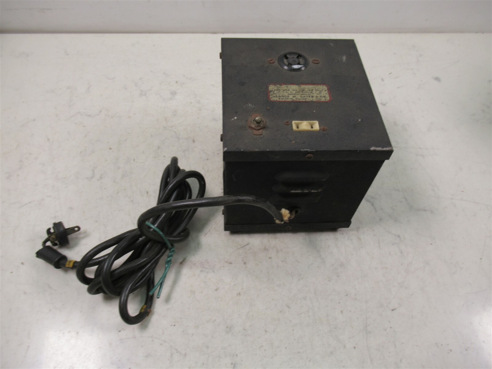Vintage George W. Gates & Co. Power Supply Box