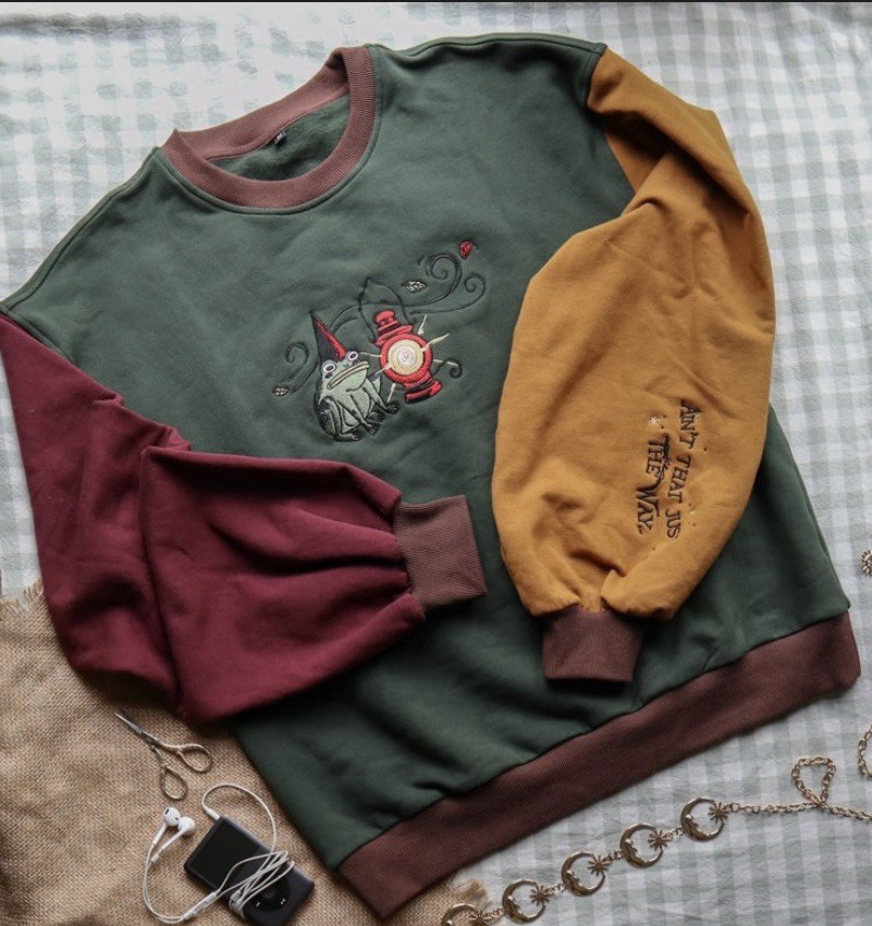 Knock Thrice Sweatshirt Adult XL Green Colorblock Crewneck Pullover Frog Lantern