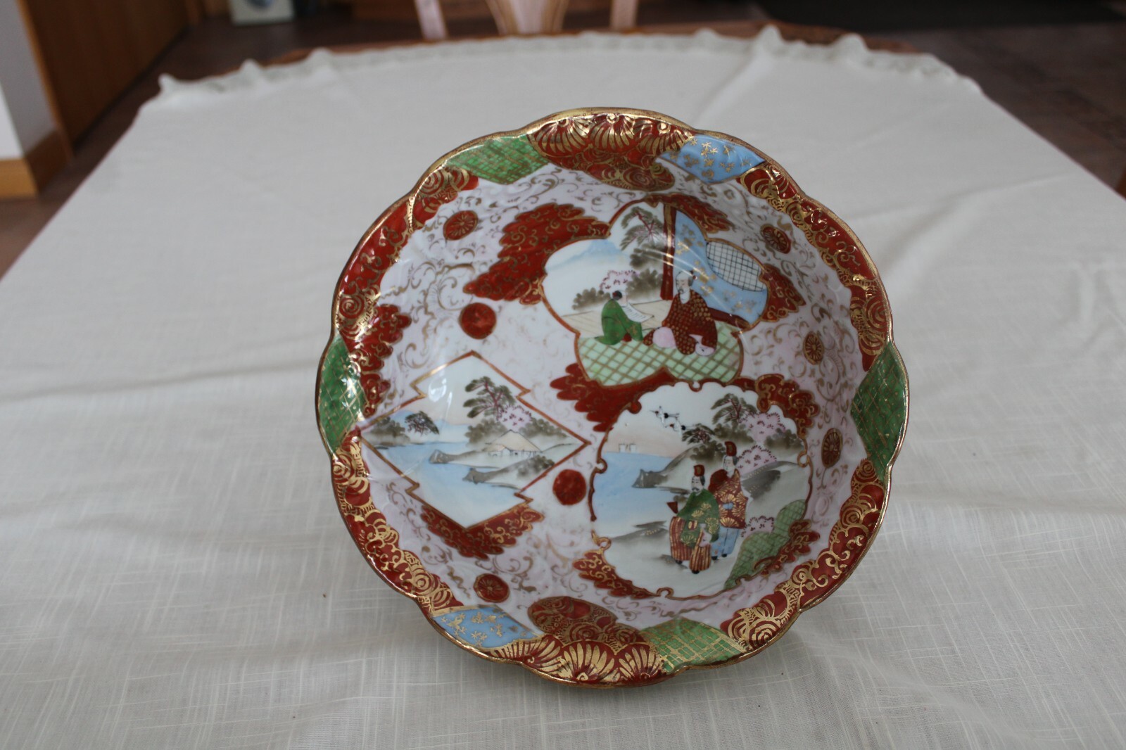 Meiji Tsukuru Hand Painted Kutani Samurai Vintage Ornate Porcelain Bowl Meiji Tsukuru Hand Painted Kutani Samurai Vintage Ornate Porcelain Bowl