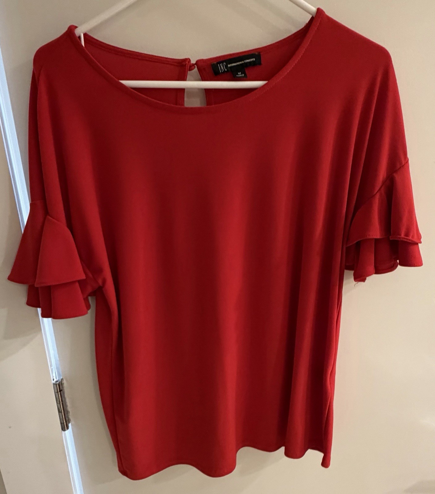 INC International Concepts Women’s Red Solid Ruffle Round Neck Pullover Top M INC International Concepts Women’s Red Solid Ruffle Round Neck Pullover Top M