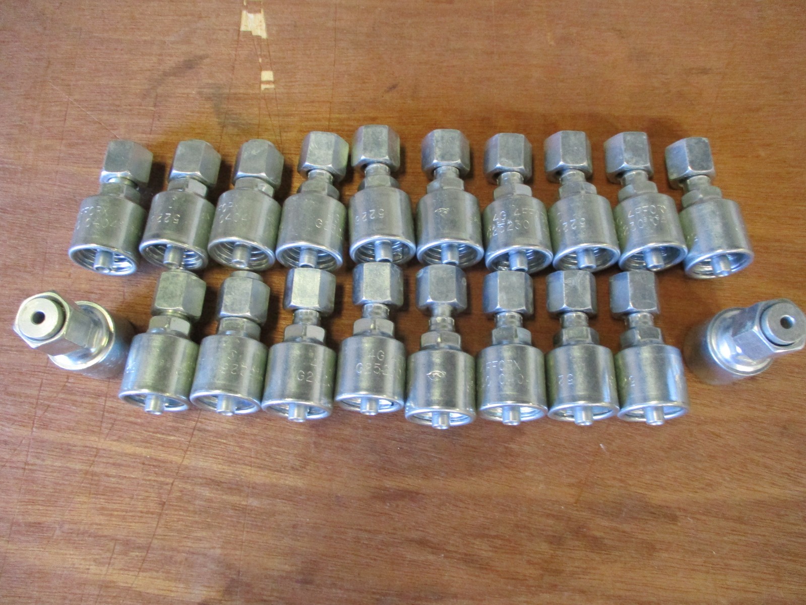 20 Pack Gates Hydraulic Hose Fittings 6G-6FFORX Female Flat Face ORB Straight 20 Pack Gates Hydraulic Hose Fittings 6G-6FFORX Female Flat Face ORB Straight