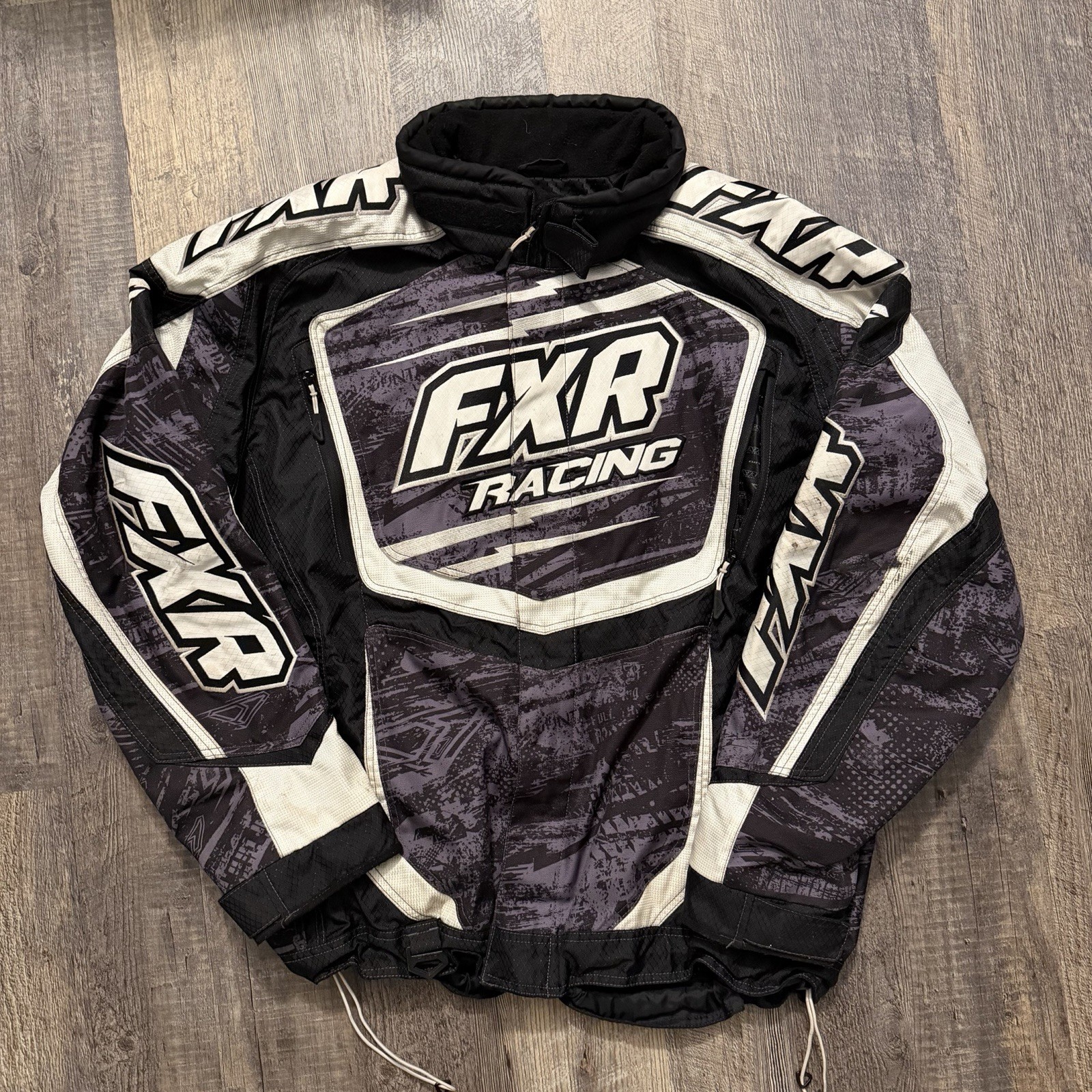 FXR Race Mens Snowmobile Jacket XL Black White Canada Cold Cross Jacket FXR Race Mens Snowmobile Jacket XL Black White Canada Cold Cross Jacket