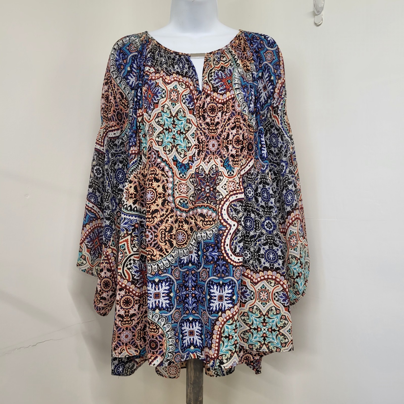 Spense Blouse Plus Size 1X Multicolor Paisley Smocked Flowy Bell Sleeve Keyhole Spense Blouse Plus Size 1X Multicolor Paisley Smocked Flowy Bell Sleeve Keyhole