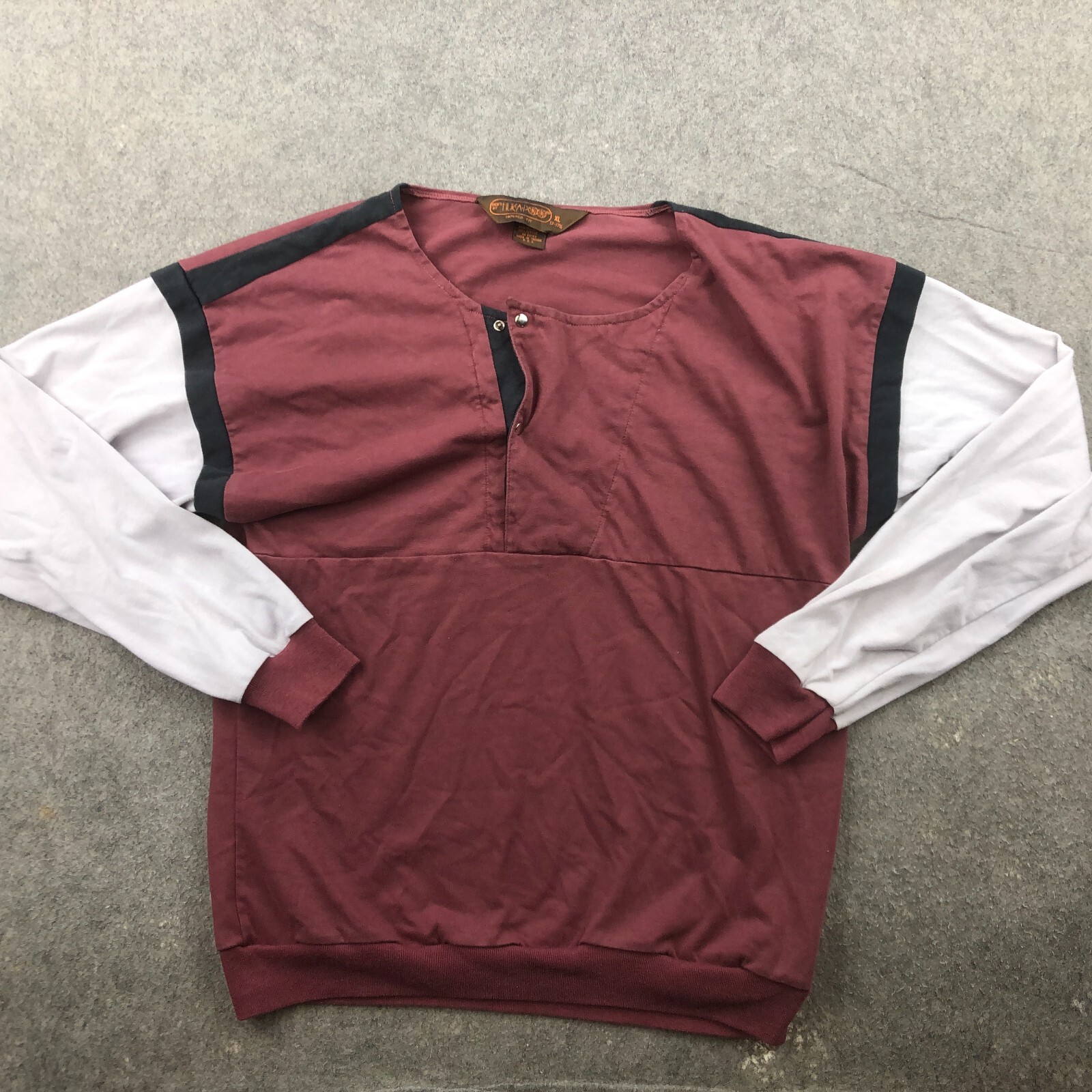 Vintage Huk-A-Poo Mens Shirt XL Maroon Gray Snap Long Sleeve Pullover Casual Vintage Huk-A-Poo Mens Shirt XL Maroon Gray Snap Long Sleeve Pullover Casual