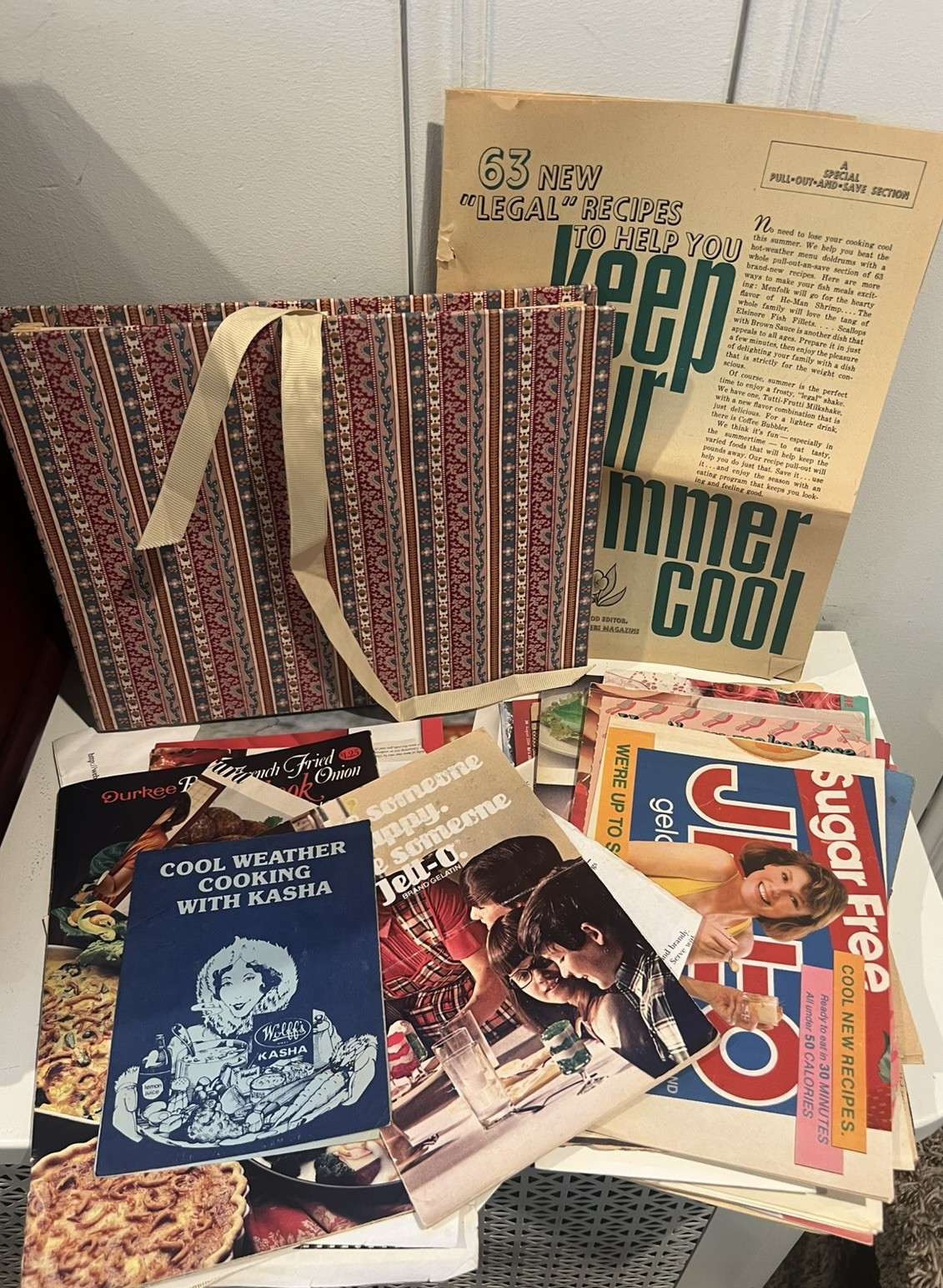 Large Estate Lot Vintage Recipe Clippings Magazine Ads