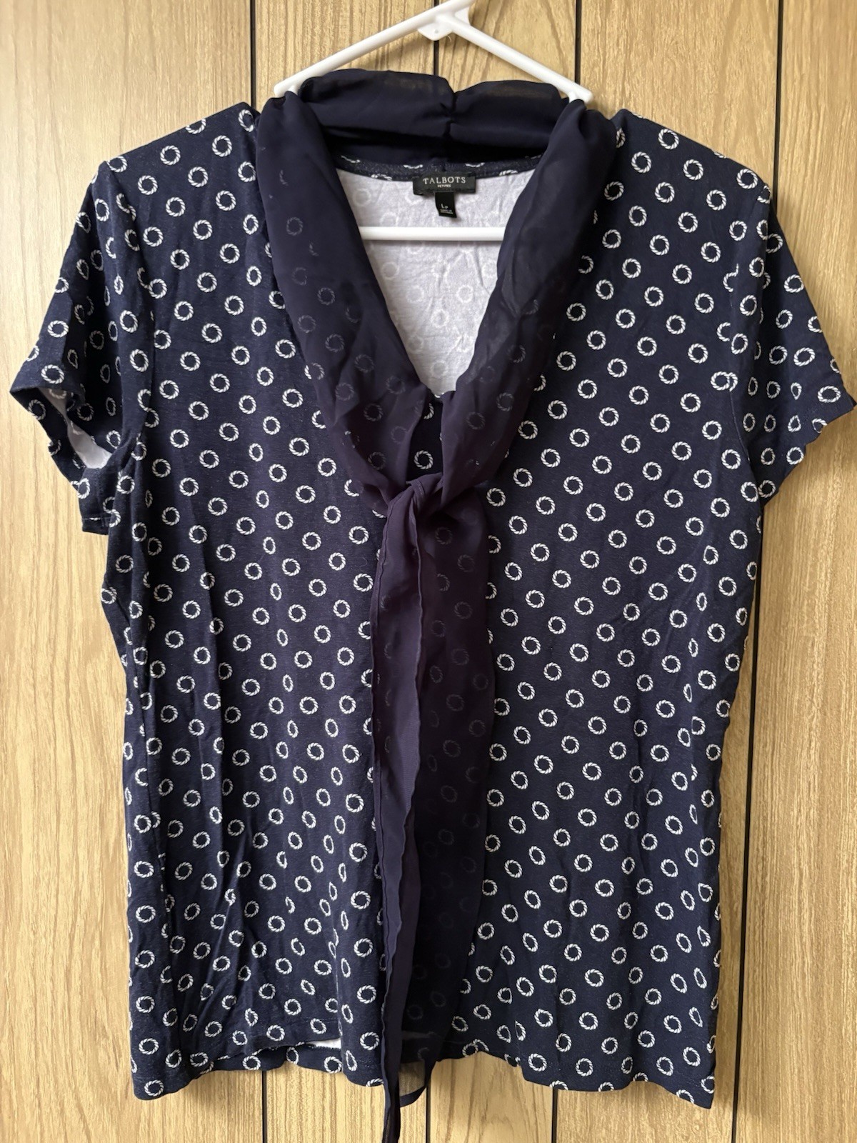 Talbots Women PL Petites Navy White Polka Dot V-Neck Tie Knit Top PL petite L Talbots Women PL Petites Navy White Polka Dot V-Neck Tie Knit Top PL petite L