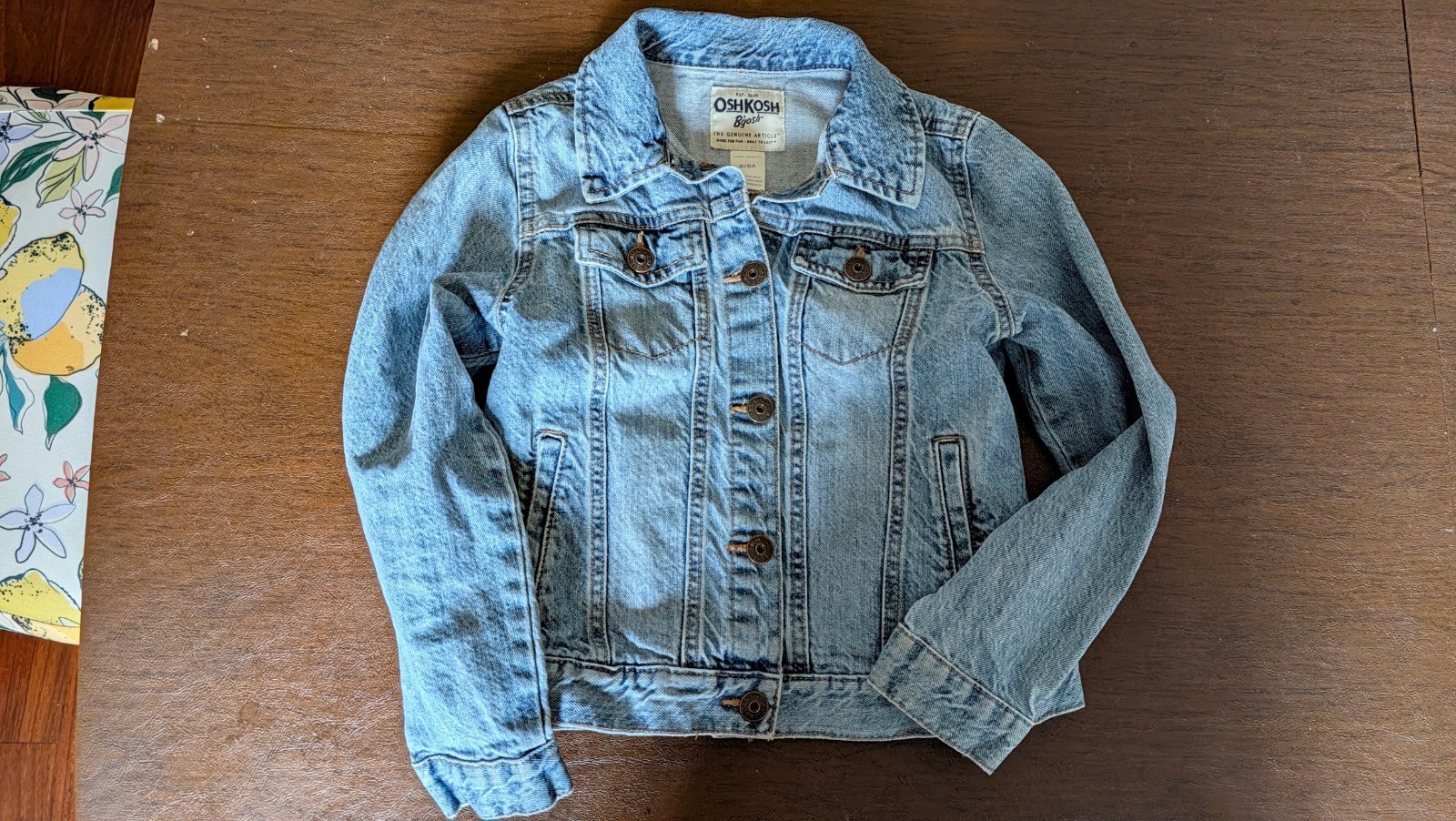 Oshkosh Bgosh Button Up Denim Faded Blue Jean Jacket Kids Size 8