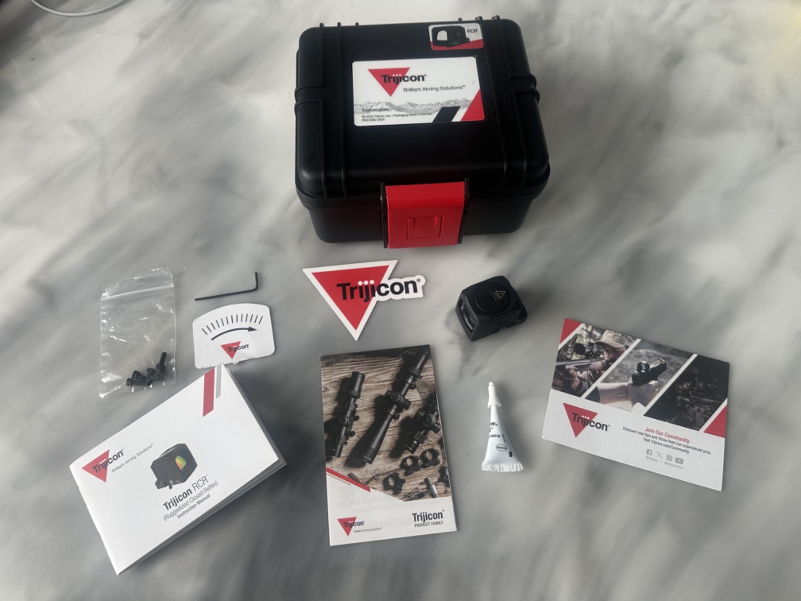 Trijicon RCR Sight LED 3.25 MOA Red Dot RMR footprint RCR1-C-3300001