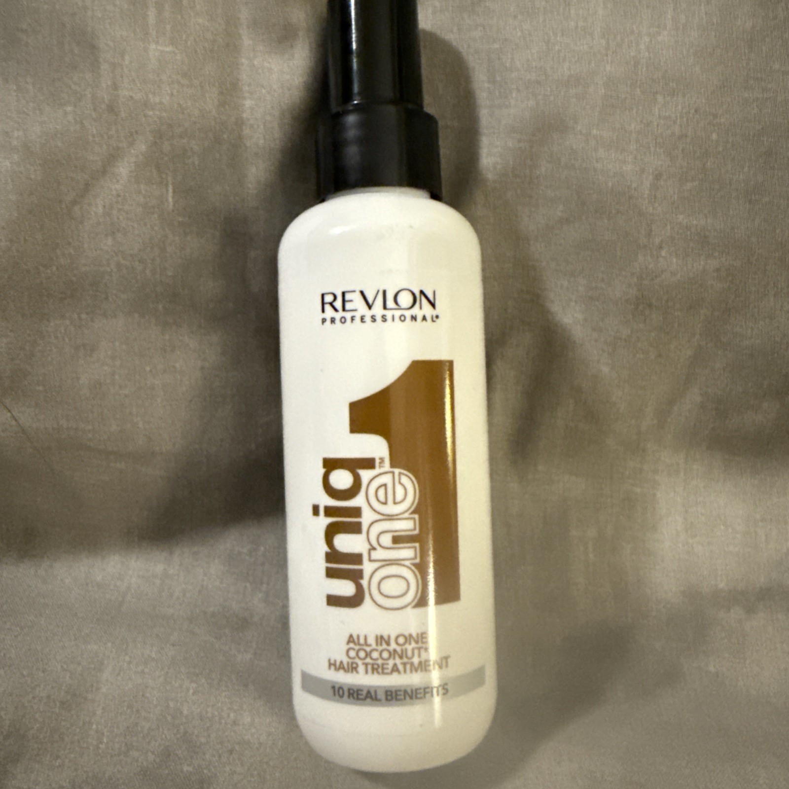 Revlon Uniq One Coconut Hair Treatment 5.1 oz Revlon Uniq One Coconut Hair Treatment 5.1 oz