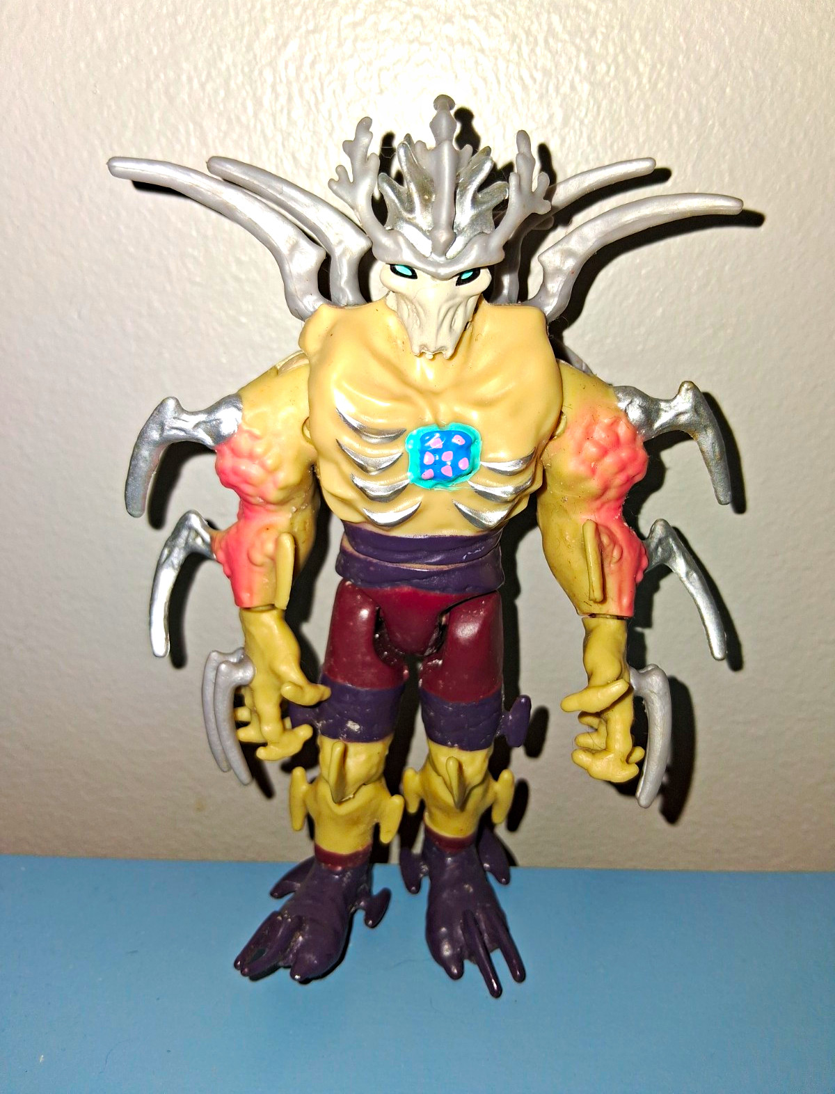 2016 Teenage Mutant Ninja Turtles TMNT Super Shredder Action Figure Playmates