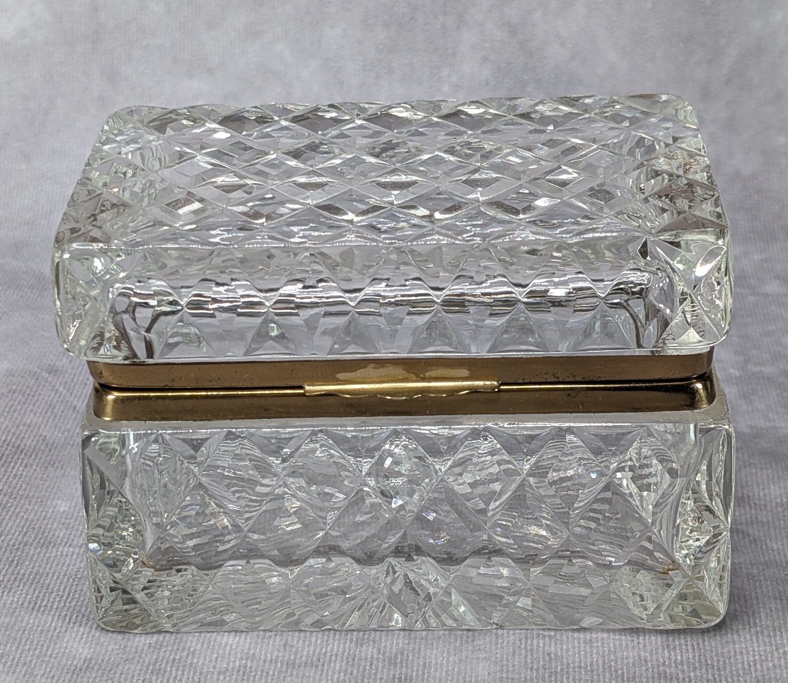BEAUTIFUL VINTAGE HEAVY FRENCH CRYSTAL JEWELRY CASKET circa 1930\'s - BACCARAT?