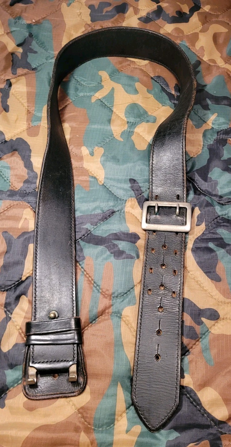 Vintage Don Hume Black Leather Duty Belt B 101 Size 40 2.25 In Wide Vintage Don Hume Black Leather Duty Belt B 101 Size 40 2.25 In Wide