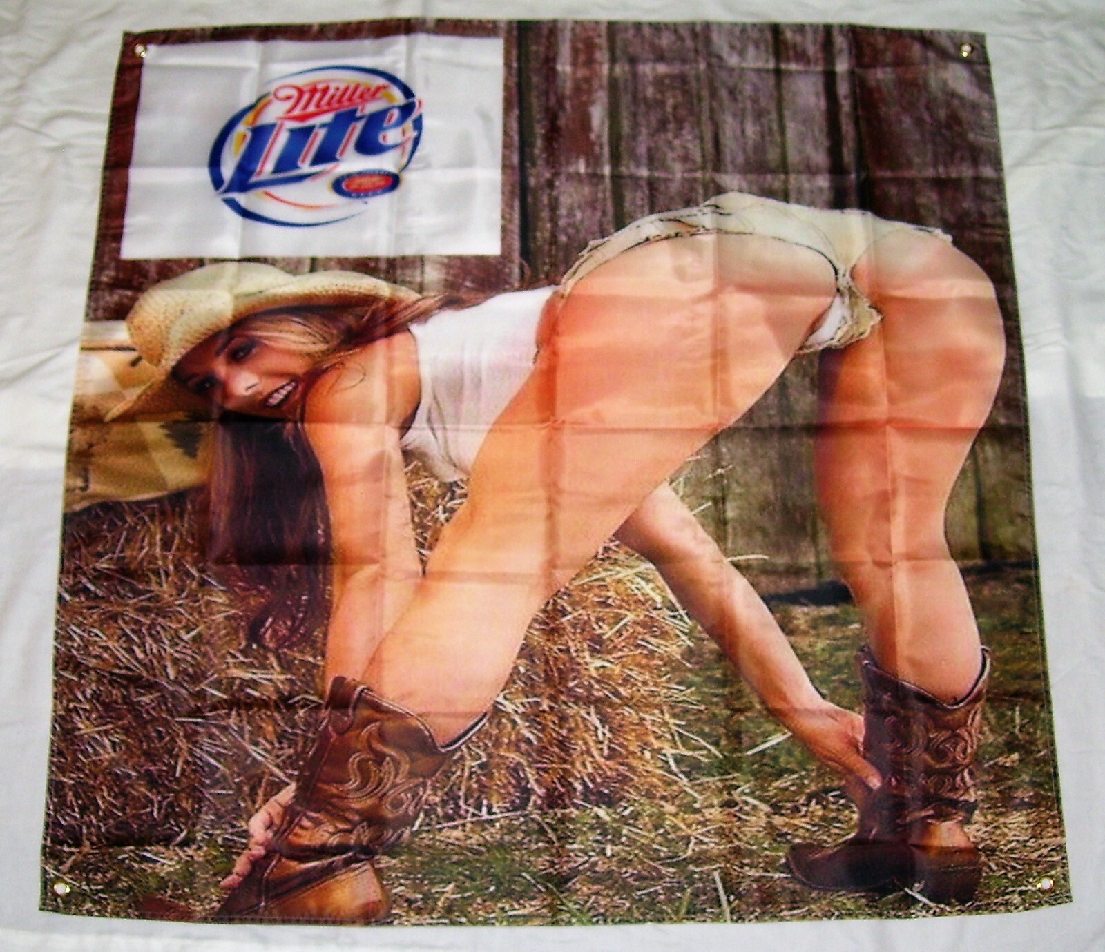 MILLER LITE 3\'X5\' FLAG BANNER MILLER HIGH LIFE MAN CAVE GARAGE DORM BAR SHOP MILLER LITE 3\'X5\' FLAG BANNER MILLER HIGH LIFE MAN CAVE GARAGE DORM BAR SHOP