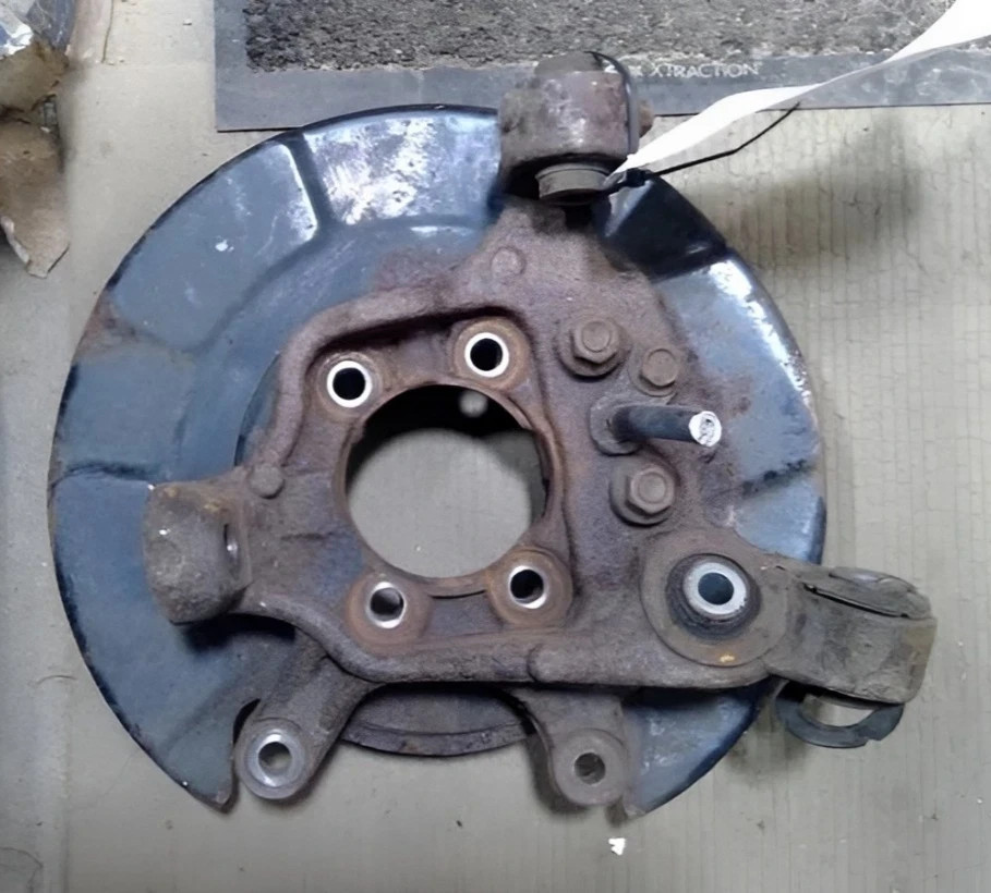 2003-2008 Infiniti FX FX35 FX45 Right Passenger Side Rear Knuckle Stub Axle Oem