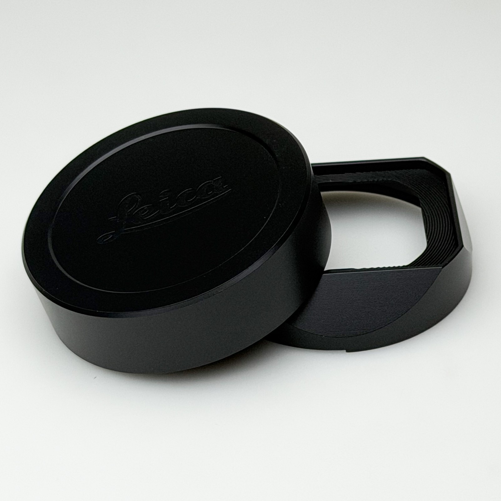 Leica 35AA metal hood APO-Summicron-M35/2, Leica 11699 hood with cover