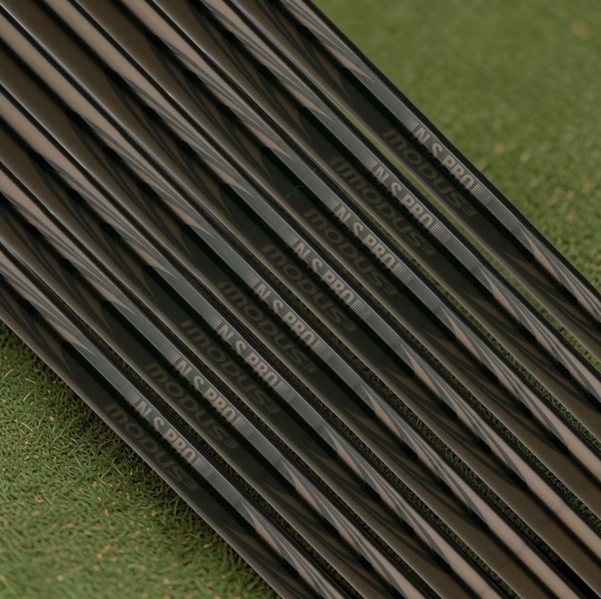 Nippon Pro Modus3 Tour 105 Luxury Black .355 Nippon Pro Modus3 Tour 105 Luxury Black .355