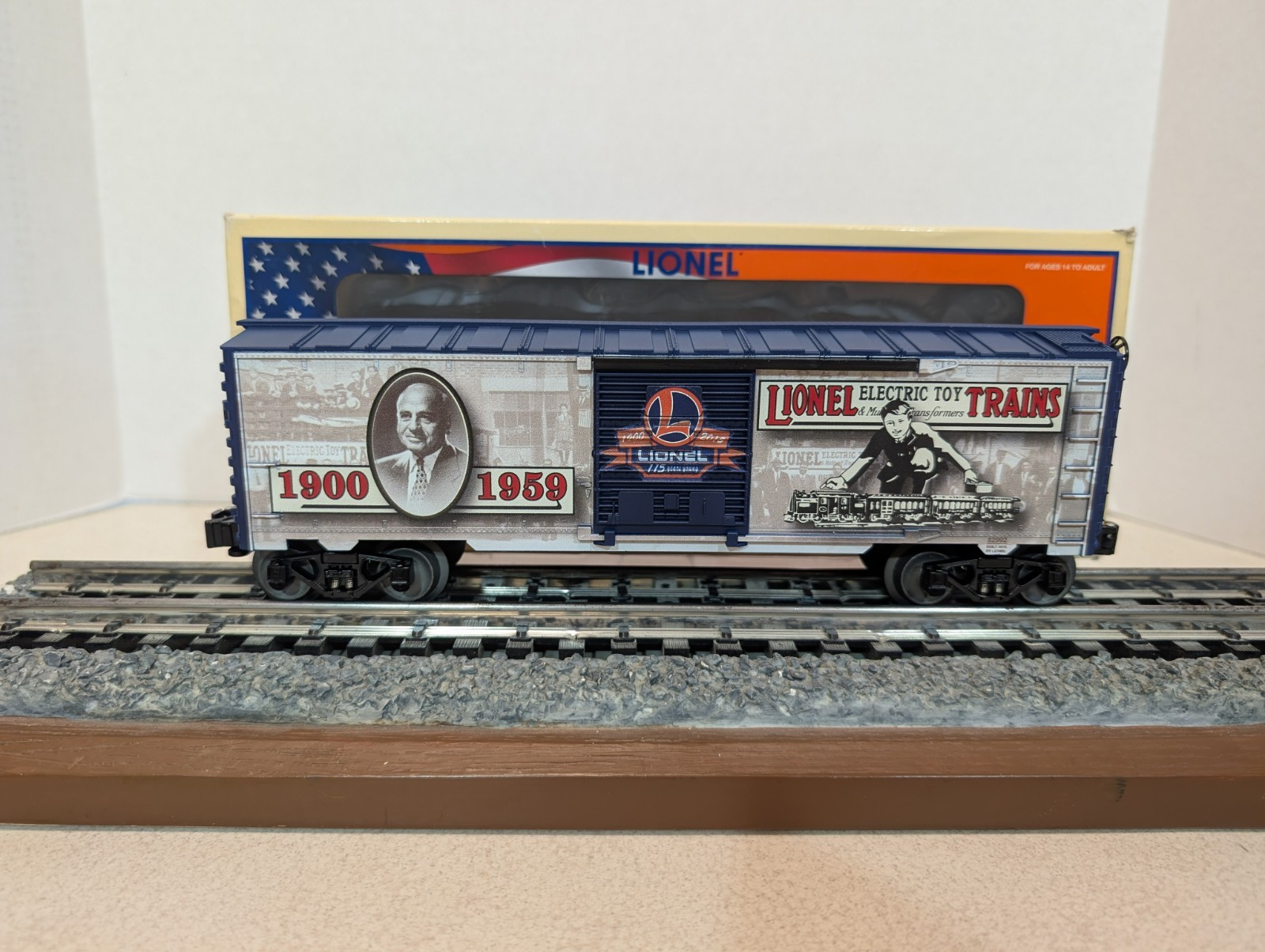 Lionel 6-82992 115th Anniversary Boxcar ~New~ Made in USA Lionel 6-82992 115th Anniversary Boxcar ~New~ Made in USA