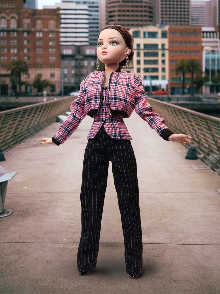 Tonner VDC Ellowyne Wild Back to the Bay (outfit only) Tonner VDC Ellowyne Wild Back to the Bay (outfit only)