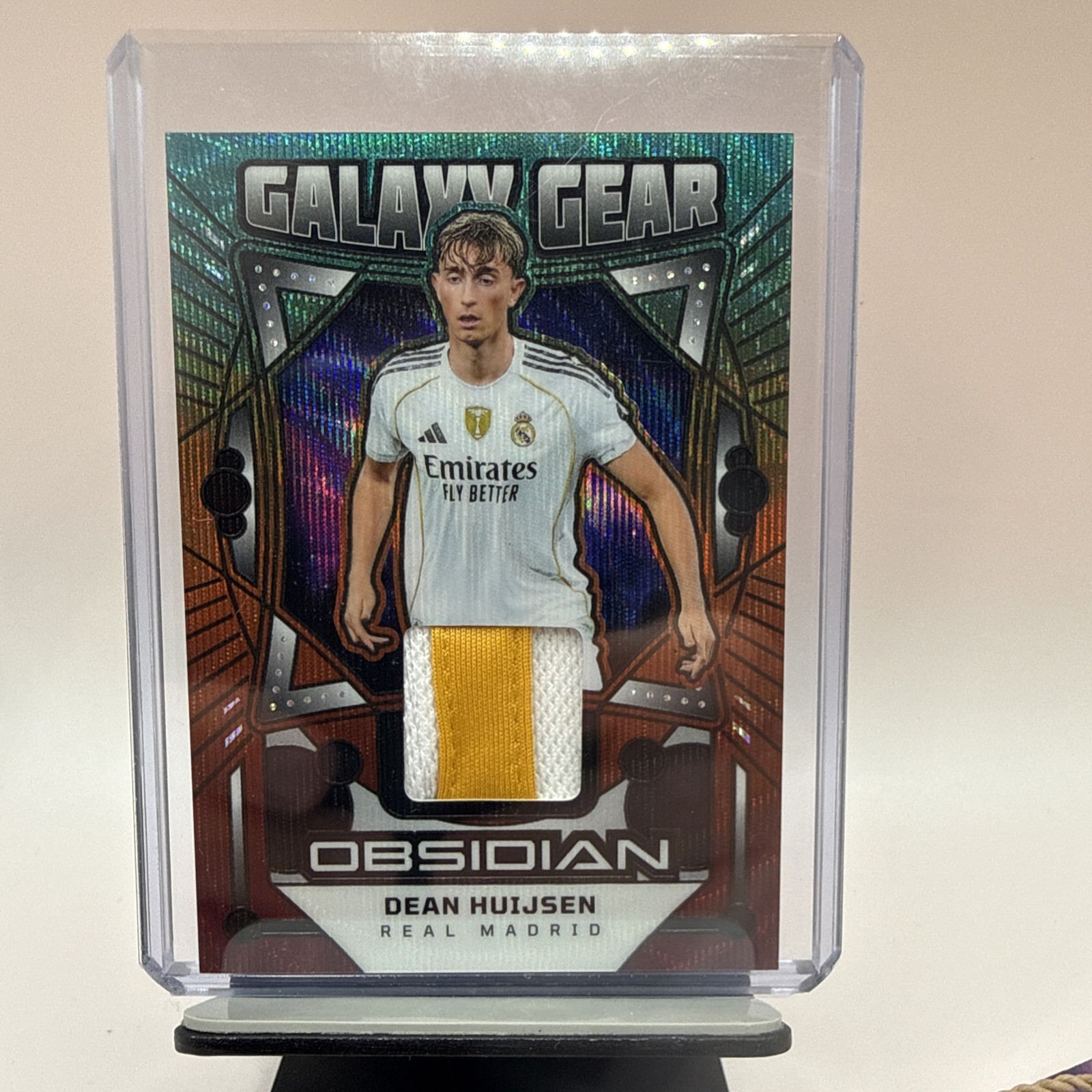 Panini 2025-26 Obsidian Soccer Dean Huijsen Real Madrid Gala Gear #GG-DH 12/25 Panini 2025-26 Obsidian Soccer Dean Huijsen Real Madrid Gala Gear #GG-DH 12/25
