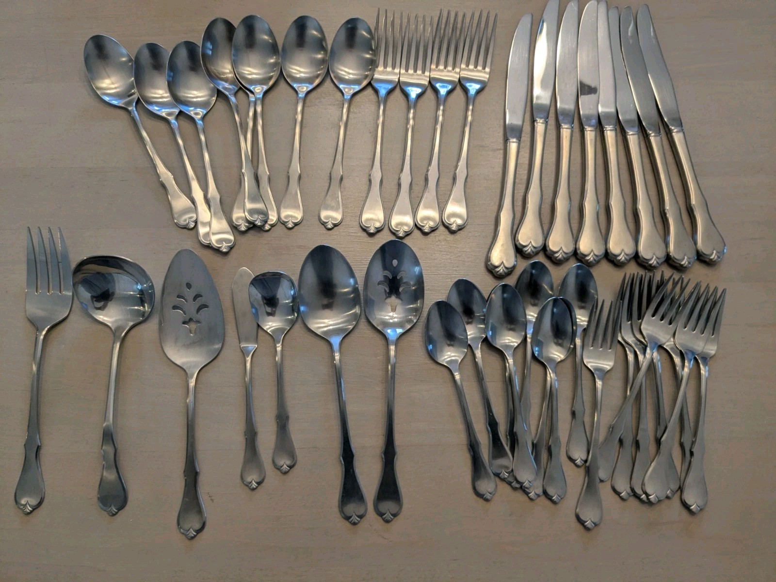 Oneida American Freedom Satin Wm A Rogers Premier 47 Pieces Service For 8