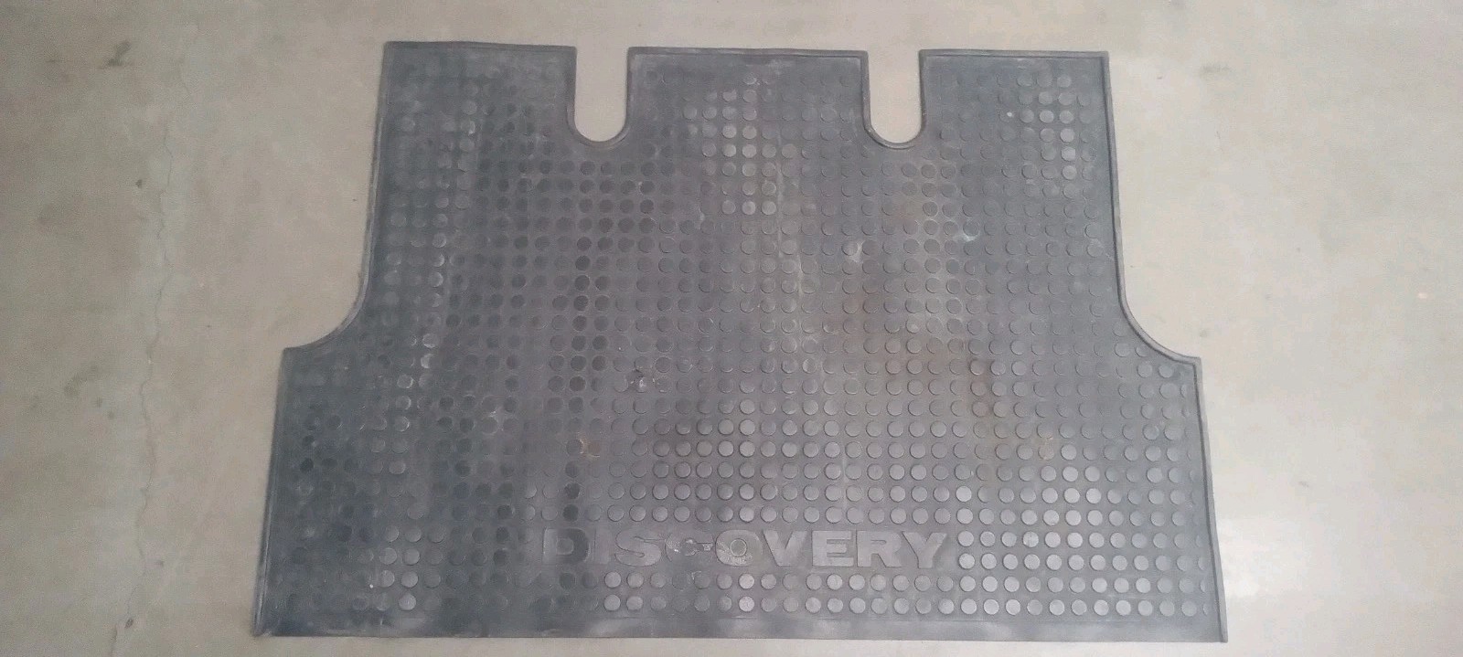 1994-1998 Land Rover Discovery I Factory OEM Heavy Black Rubber Cargo Area Mat 1994-1998 Land Rover Discovery I Factory OEM Heavy Black Rubber Cargo Area Mat