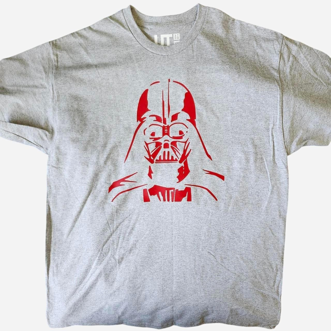 Uniqlo UT Star Wars Darth Vader Graphic Tee Gray Men\'s XL