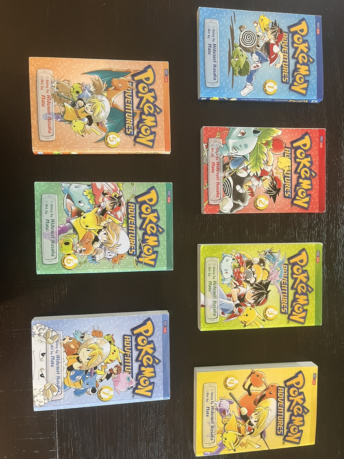 Pokemon Adventures Books Red And Blue (1-7)