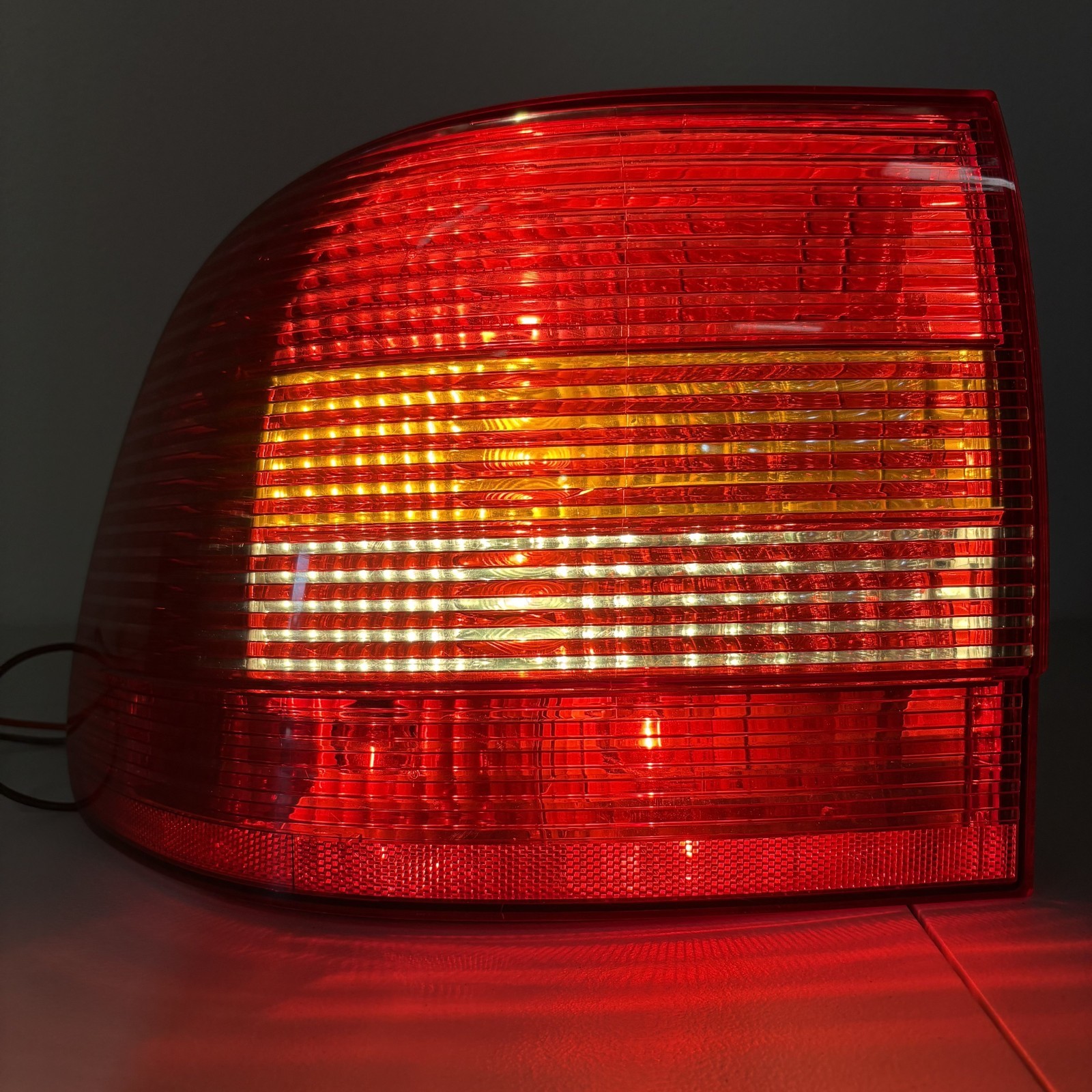 2003-2006 Porsche Cayenne LH Driver Tail Light OEM Tested