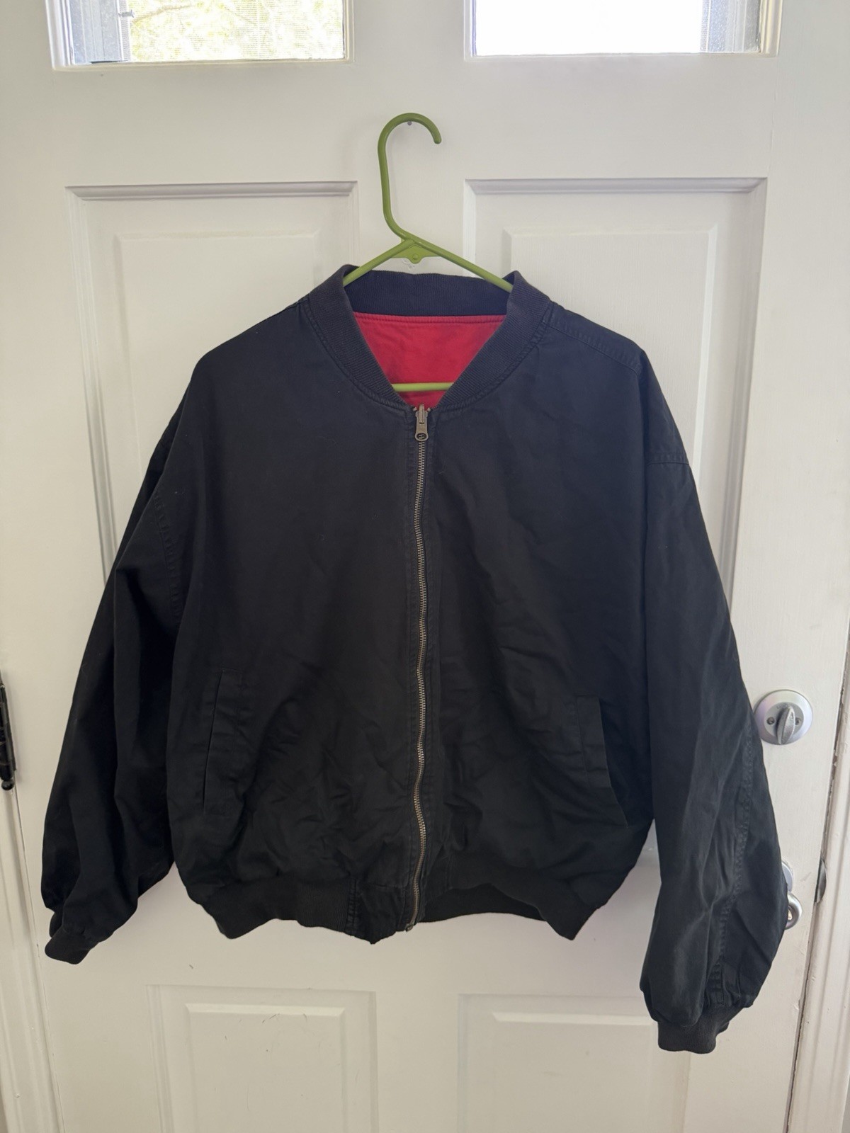 VINTAGE Marlboro Reversible Bomber Jacket Zip Up Black/Red Black Red. VINTAGE Marlboro Reversible Bomber Jacket Zip Up Black/Red Black Red.