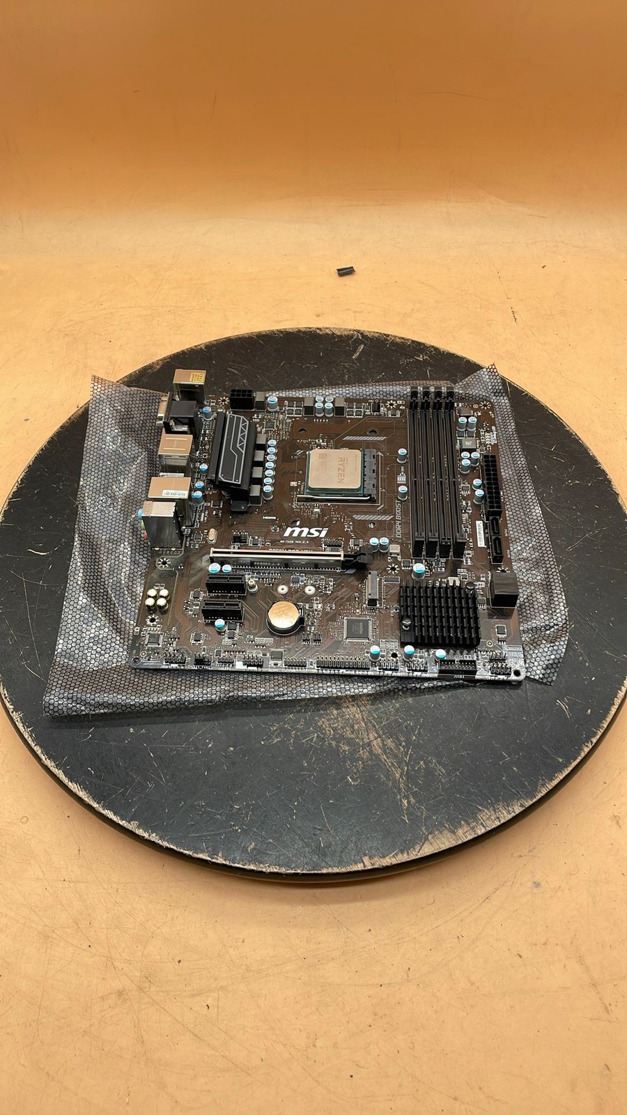MSI B350M PRO-VDH Micro ATX Desktop Motherboard w/ AMD Ryzen 5 1500X CPU MSI B350M PRO-VDH Micro ATX Desktop Motherboard w/ AMD Ryzen 5 1500X CPU