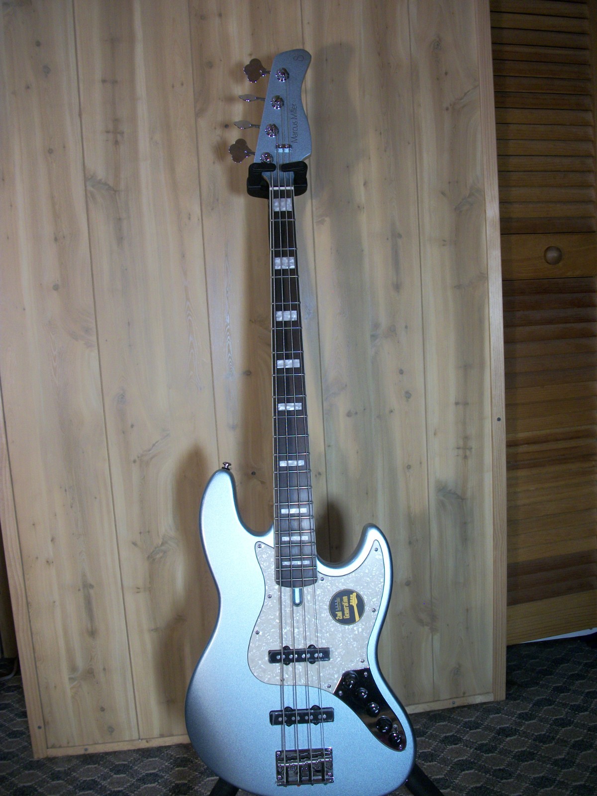 Marcus Miller Sire V7 4 String Bass Alder Lake Placid Blue