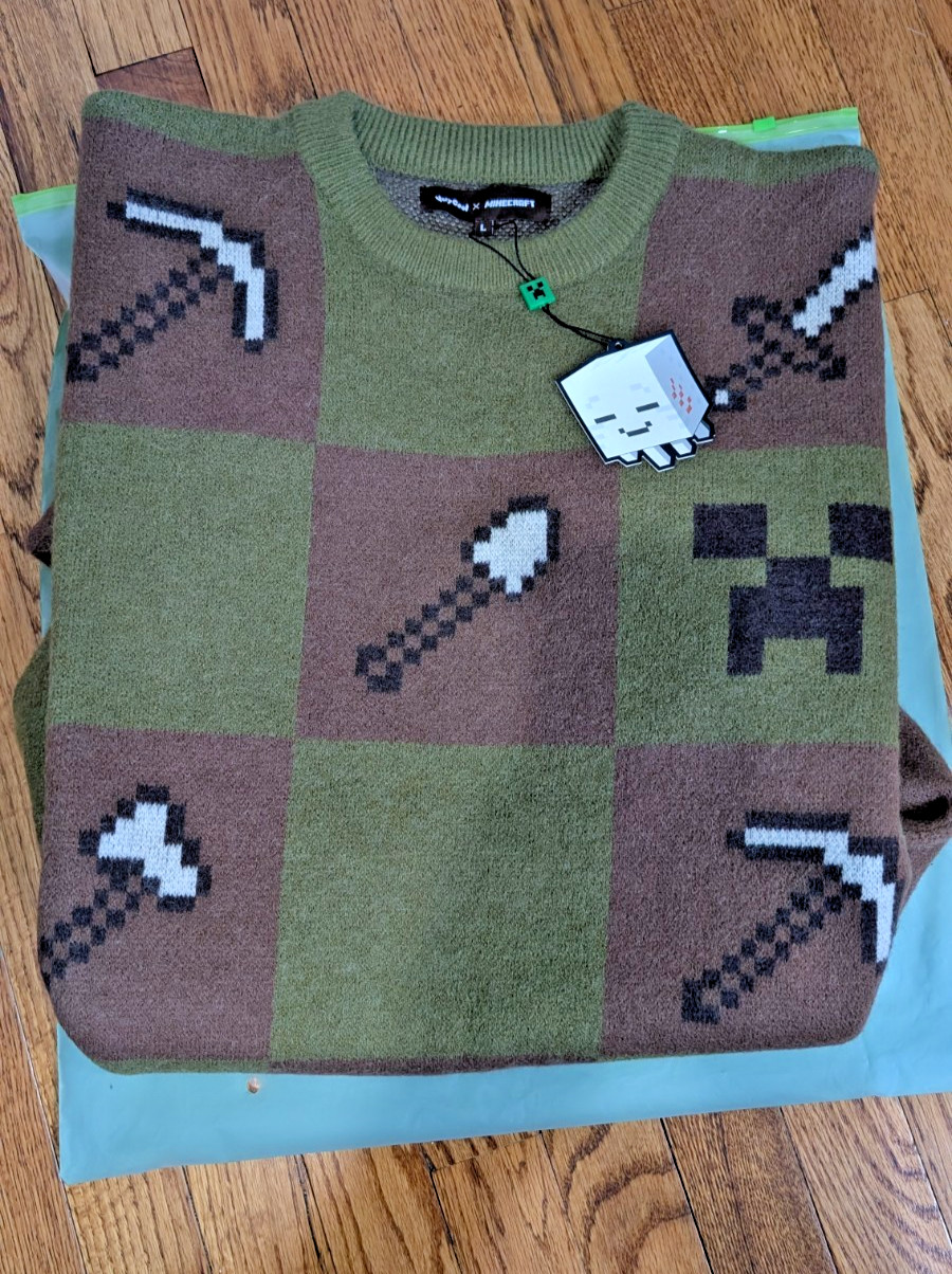 Cool Shirtz Minecraft TOOLS OF THE TRADE Sweater Size LARGE Limited AUTHENTIC