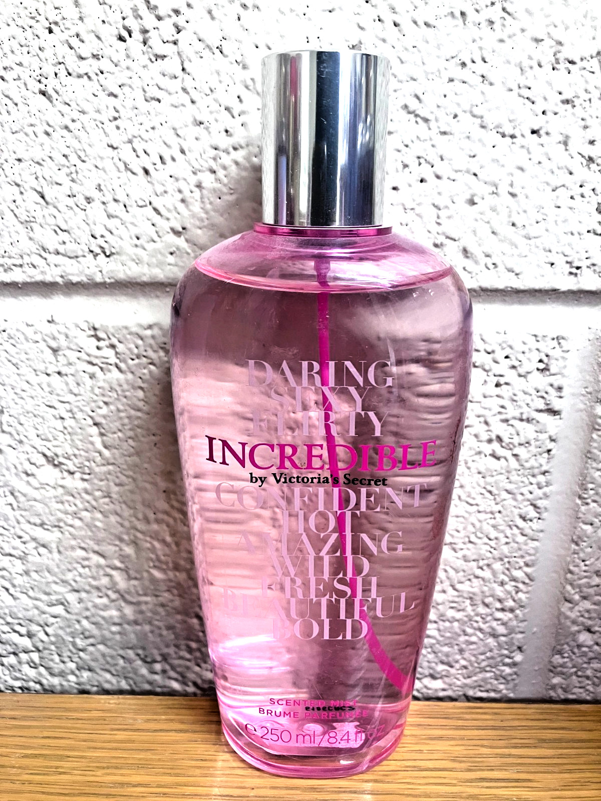 Victoria's Secret INCREDIBLE Scented Mist Spray Women's  8.4oz Super Rare NEW