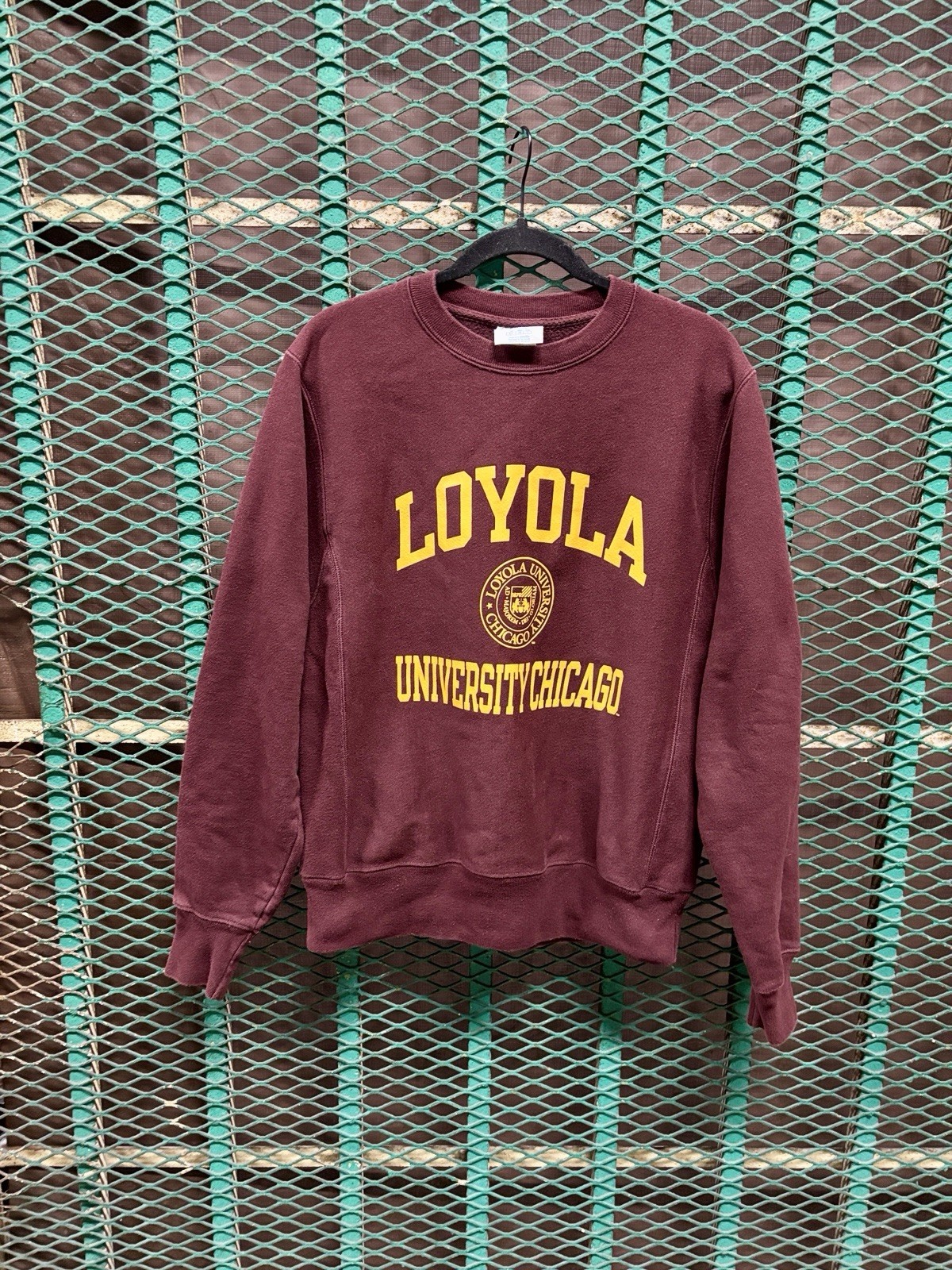 Vintage Champion Reverse Weave Sweatshirt Loyola University Chicago Size Small