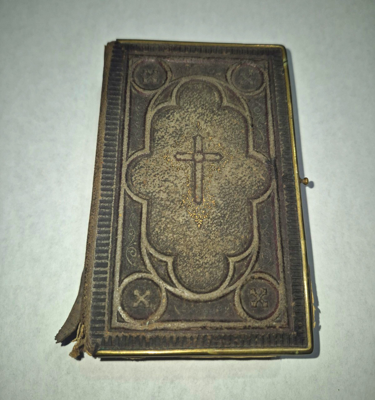 Antique German Catholic Prayer Book Heil  Gebet Ornate Brass Cover Cross damaged
