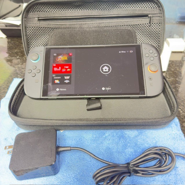 NINTENDO SWITCH 2 HANDHELD - BEE-001 (G4P003915) NINTENDO SWITCH 2 HANDHELD - BEE-001 (G4P003915)