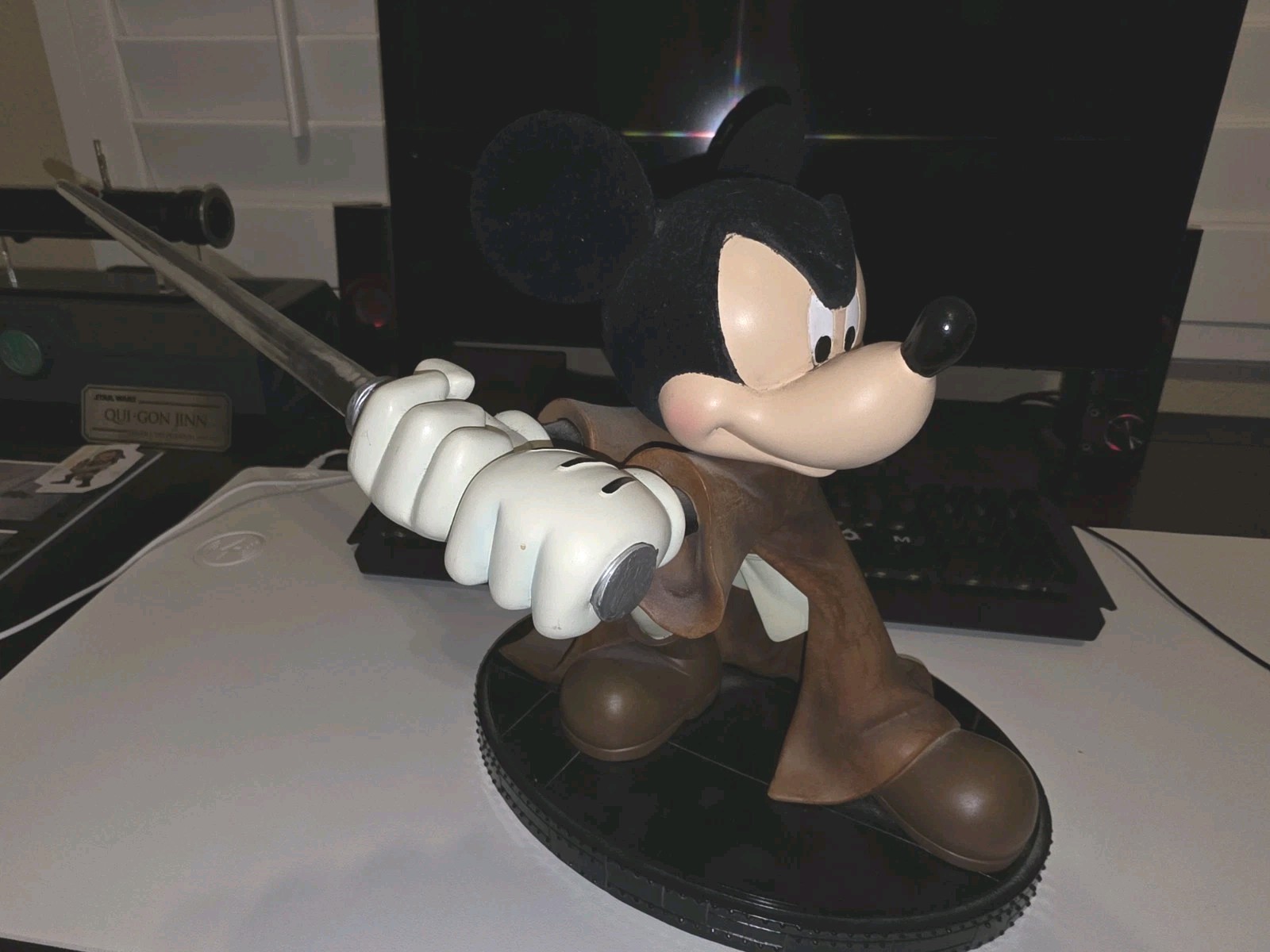 Disney Theme Parks Mickey Mouse Jedi Star Wars Figure by Brian Blackmore 2012 Disney Theme Parks Mickey Mouse Jedi Star Wars Figure by Brian Blackmore 2012