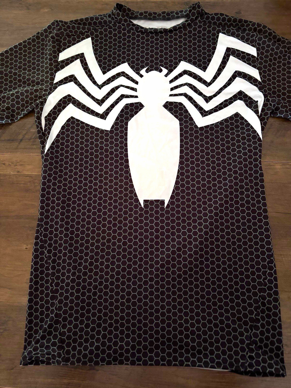 Under Armour HeatGear Marvel Venom Compression Short Sleeve Crew Neck XL Under Armour HeatGear Marvel Venom Compression Short Sleeve Crew Neck XL