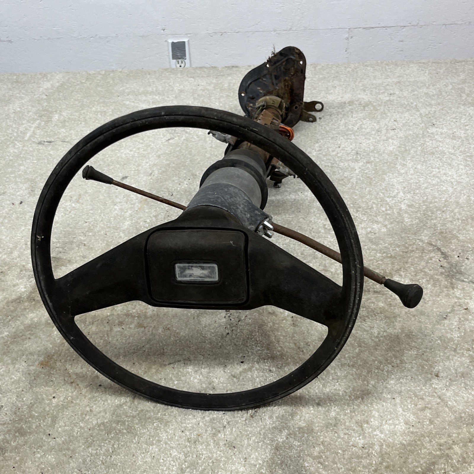 79-83 Chevy Pickup Truck Blazer Automatic Shift Non-tilt Steering Column No Key