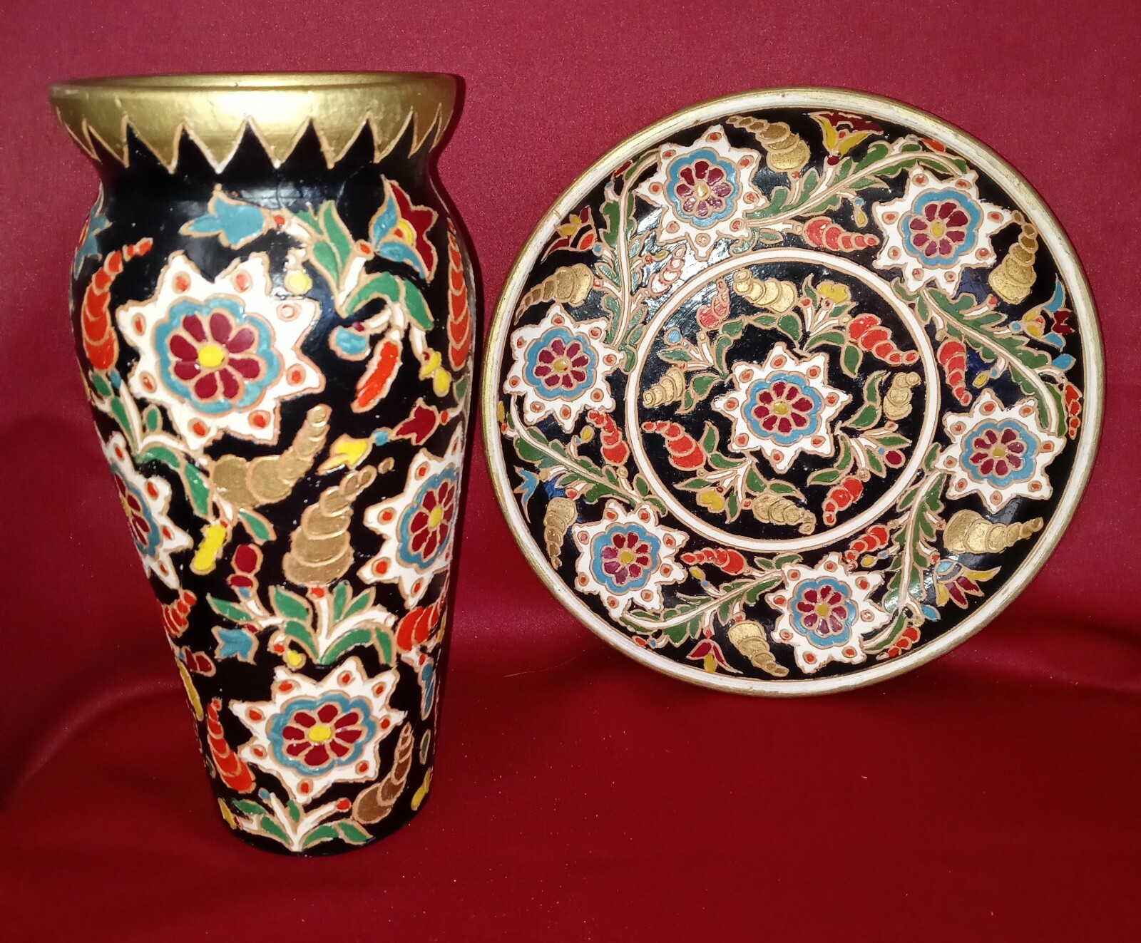 Vintage Terra cotta Vase & Plate (Hand made) Vintage Terra cotta Vase & Plate (Hand made)