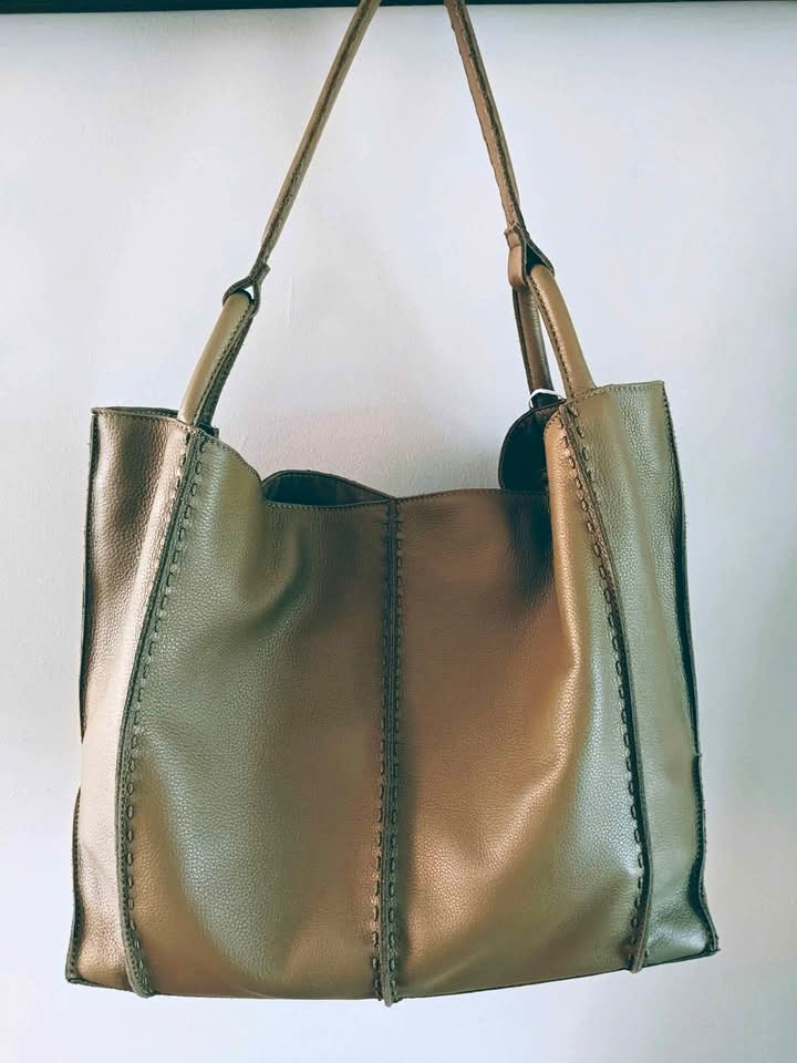 The Sak Women’s Sage Green Large NEW Leather Tote Purse NWT Responsibly Sourced